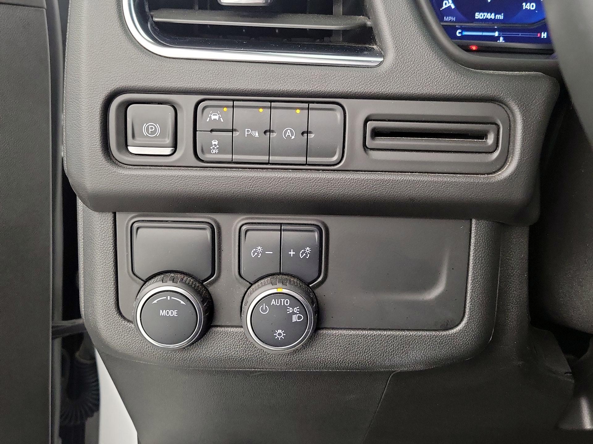 Thumbnail: 2024 Chevrolet Tahoe - 13