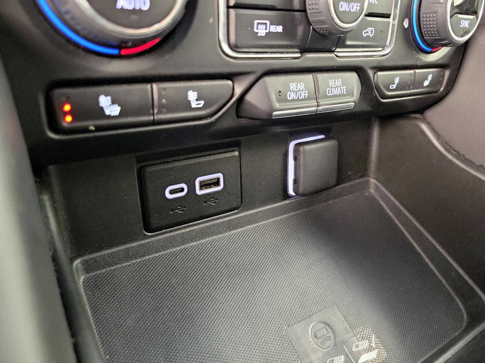 Thumbnail: 2024 Chevrolet Tahoe - 19