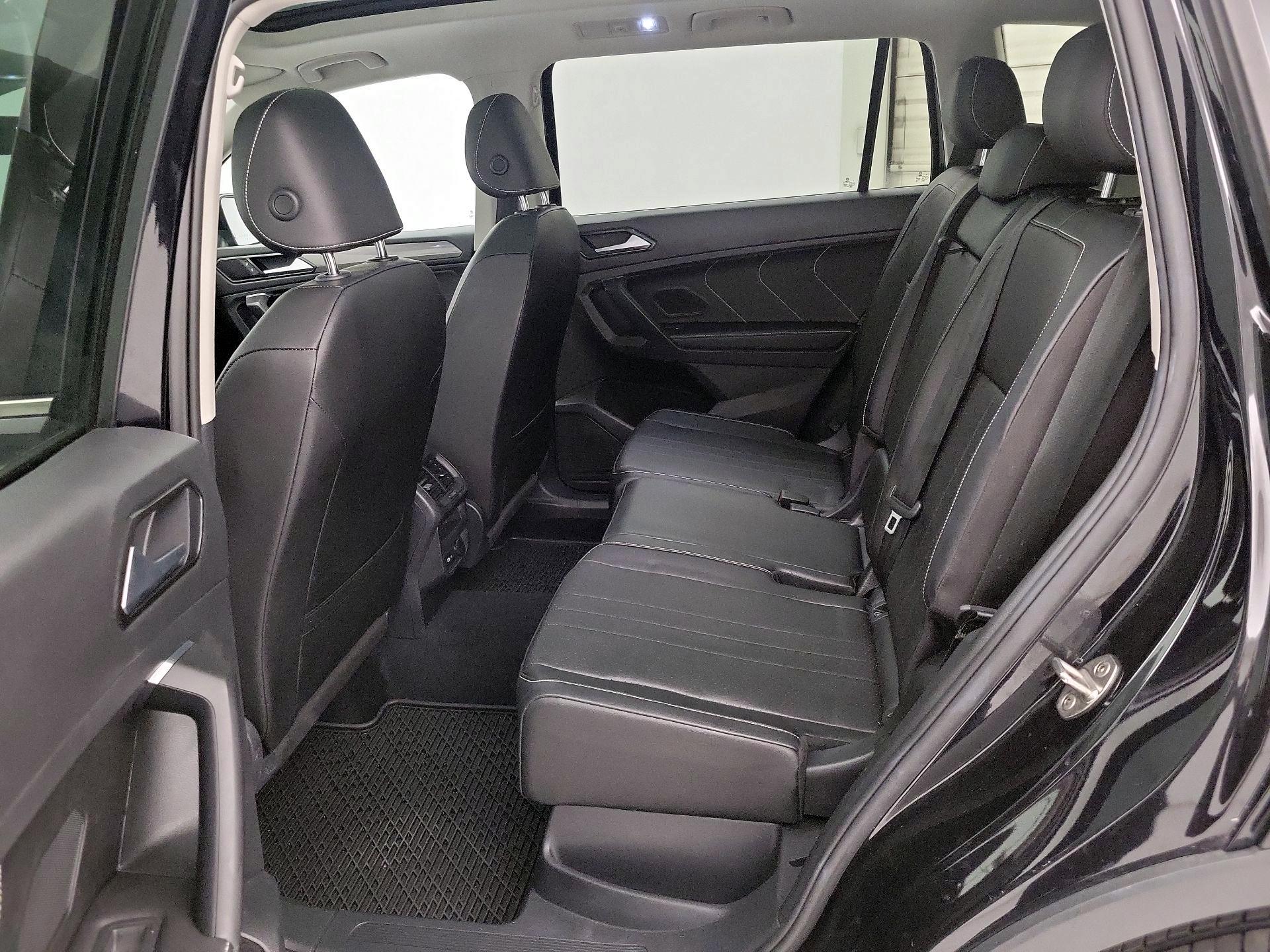 Thumbnail: 2022 Volkswagen Tiguan - 20