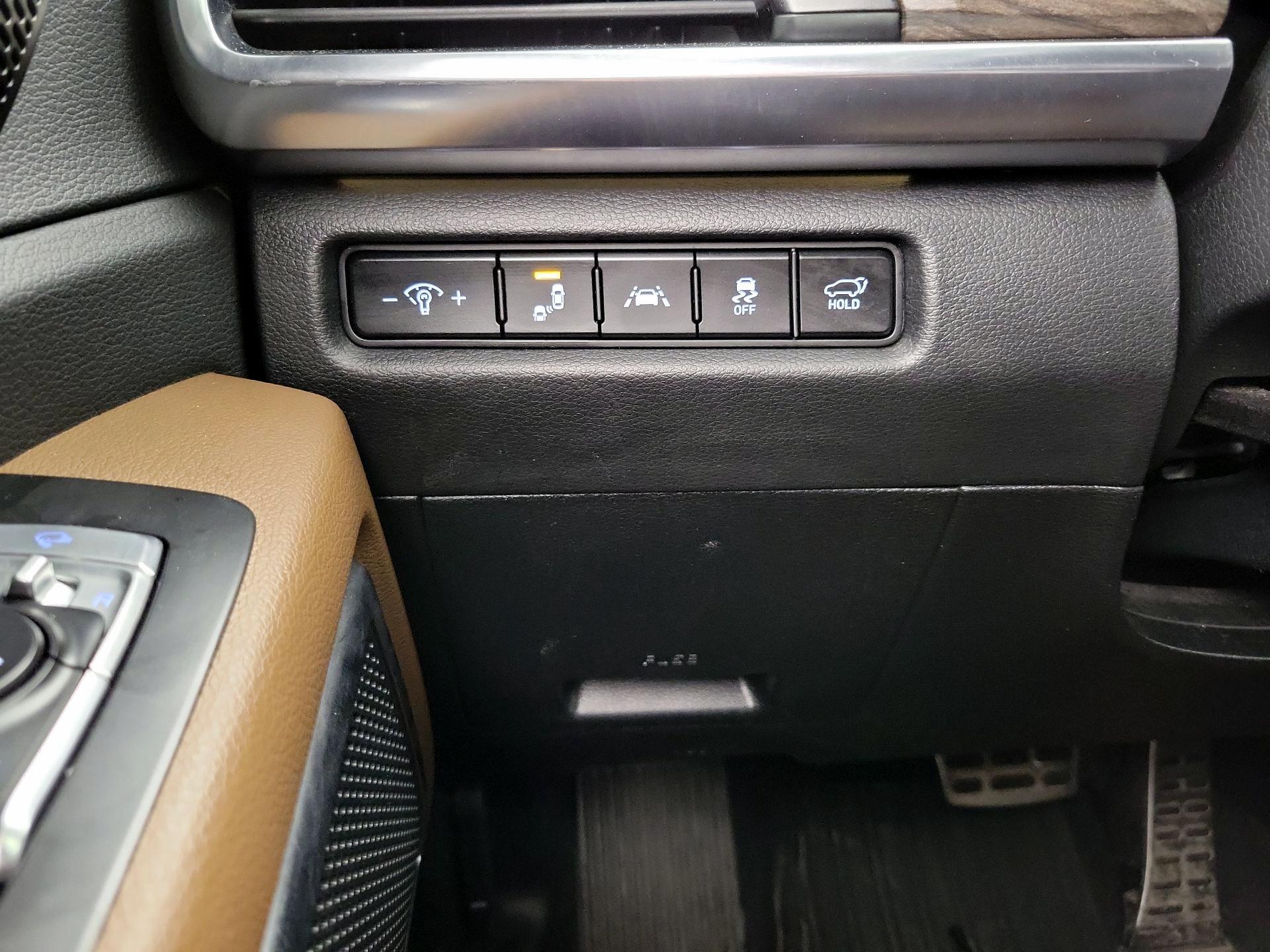 Thumbnail: 2022 Kia Telluride - 13