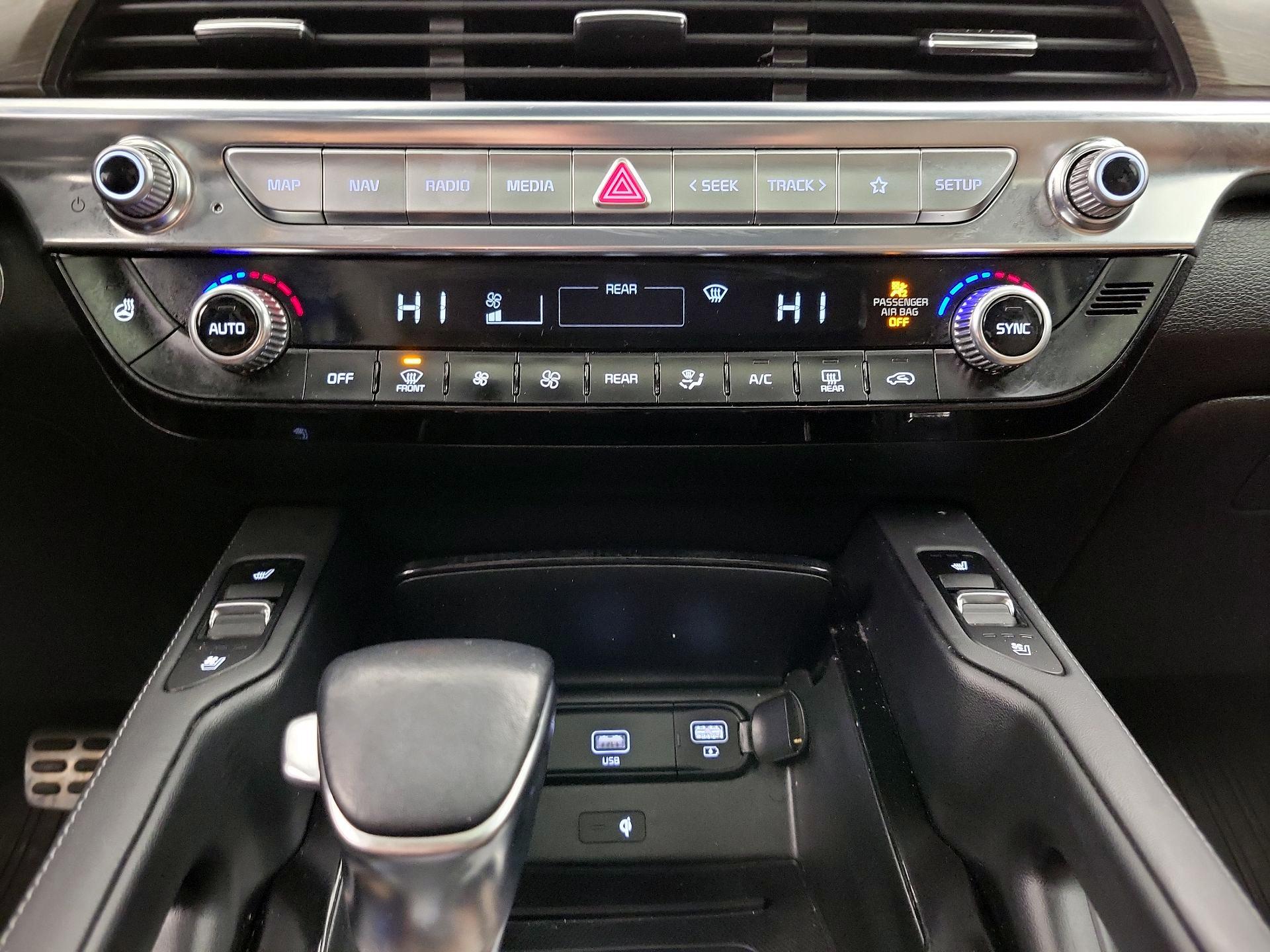 Thumbnail: 2022 Kia Telluride - 16