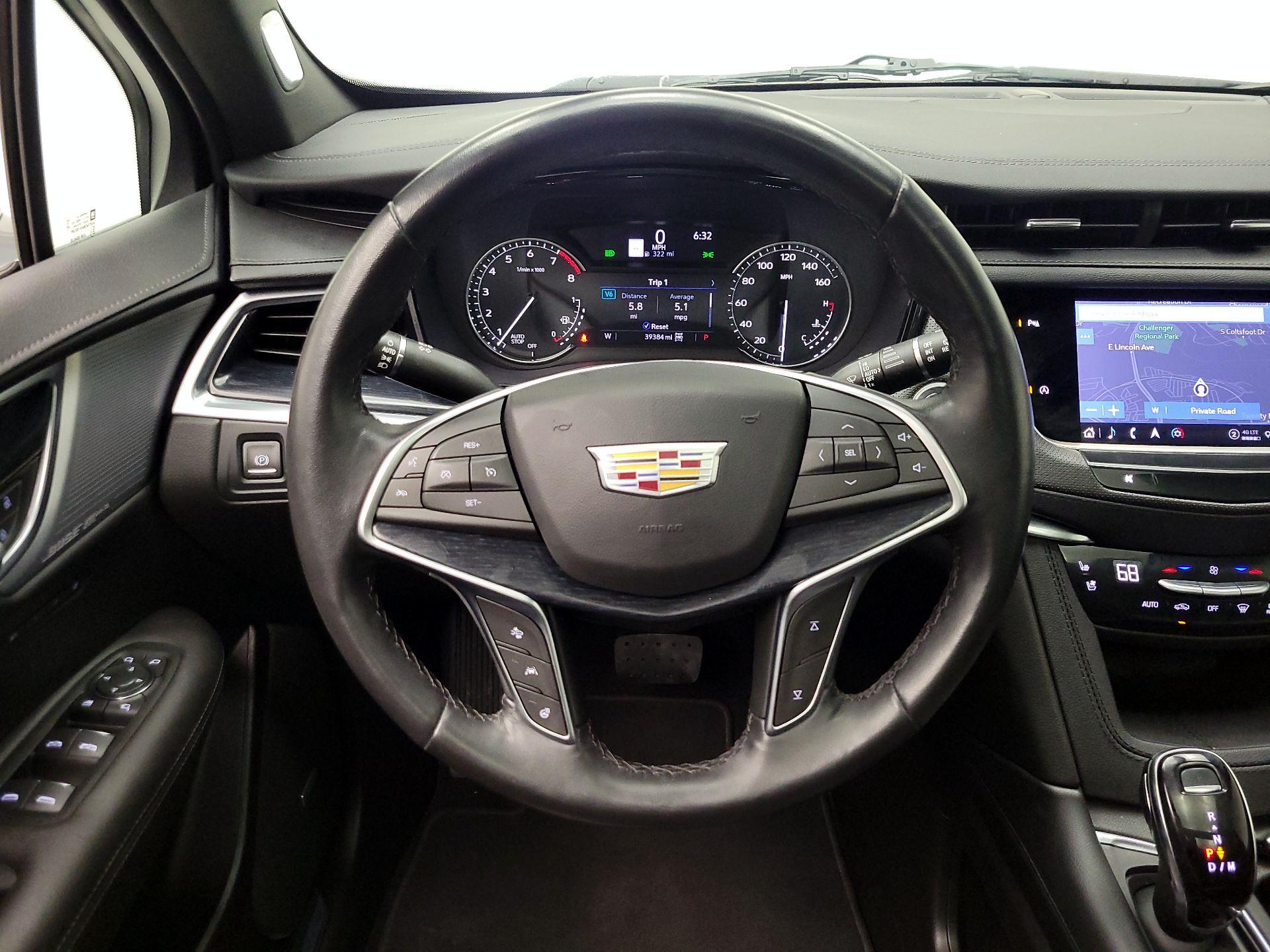 Thumbnail: 2024 Cadillac XT5 - 10