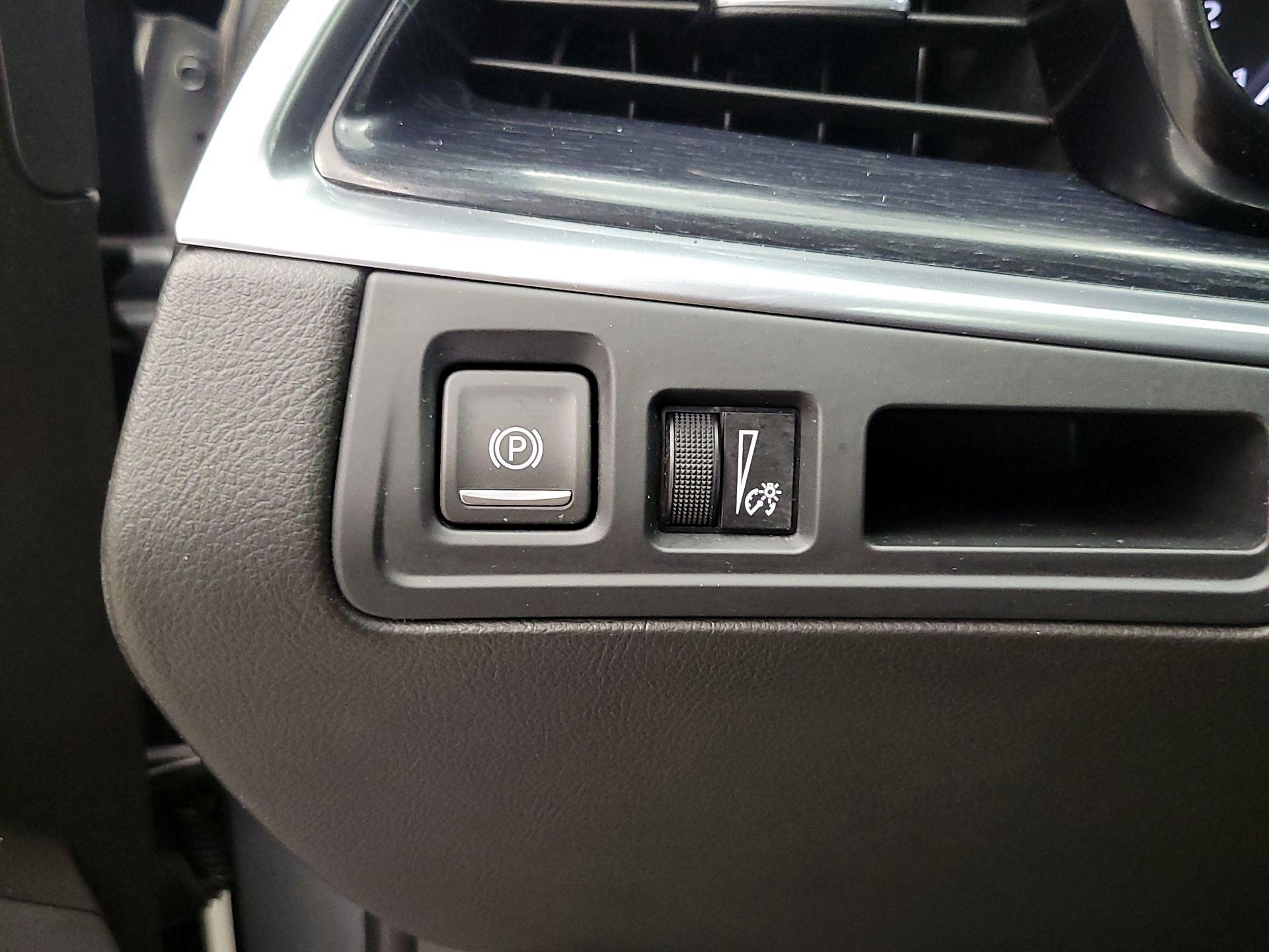 Thumbnail: 2024 Cadillac XT5 - 13