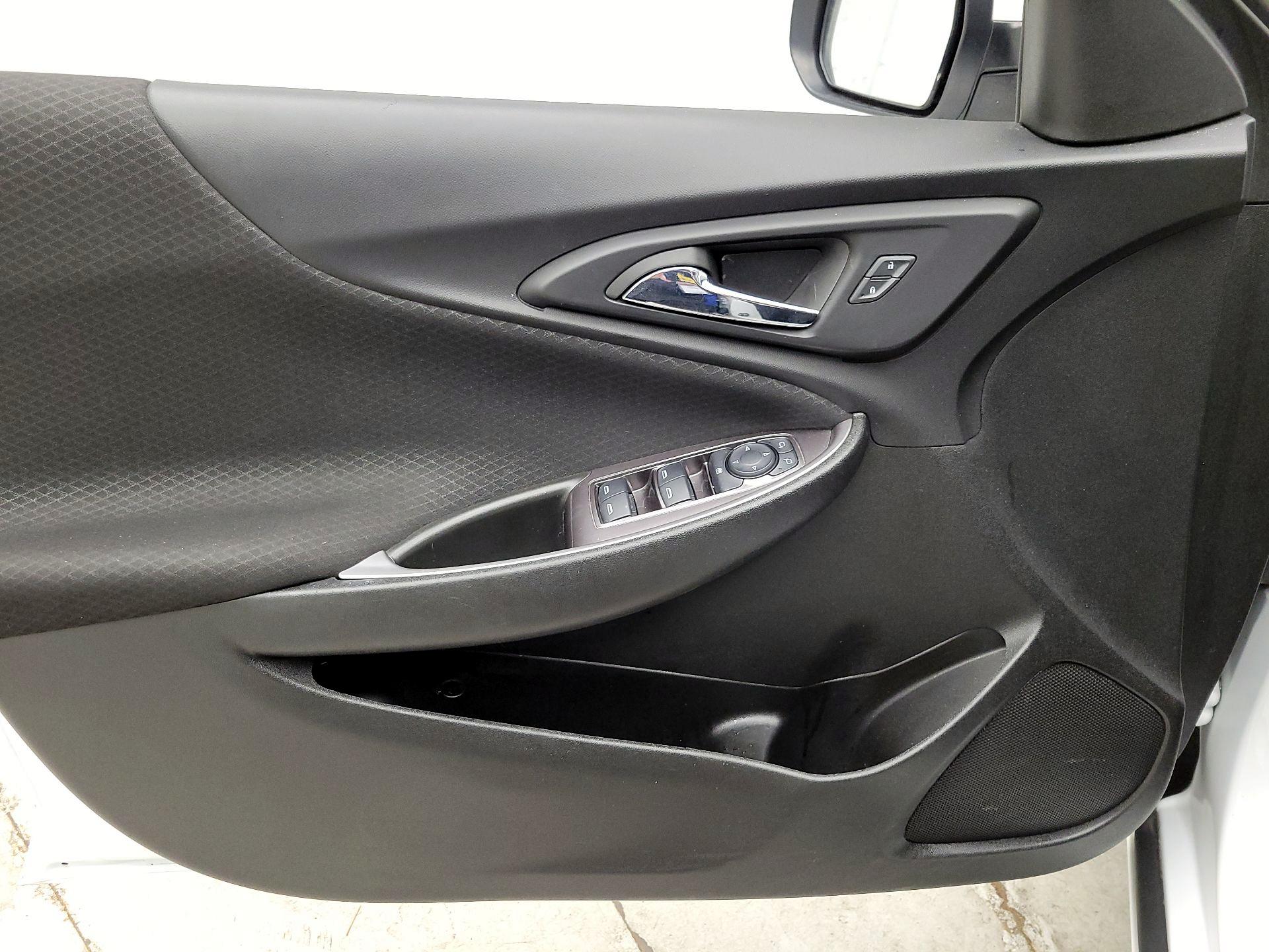 Thumbnail: 2023 Chevrolet Malibu - 12