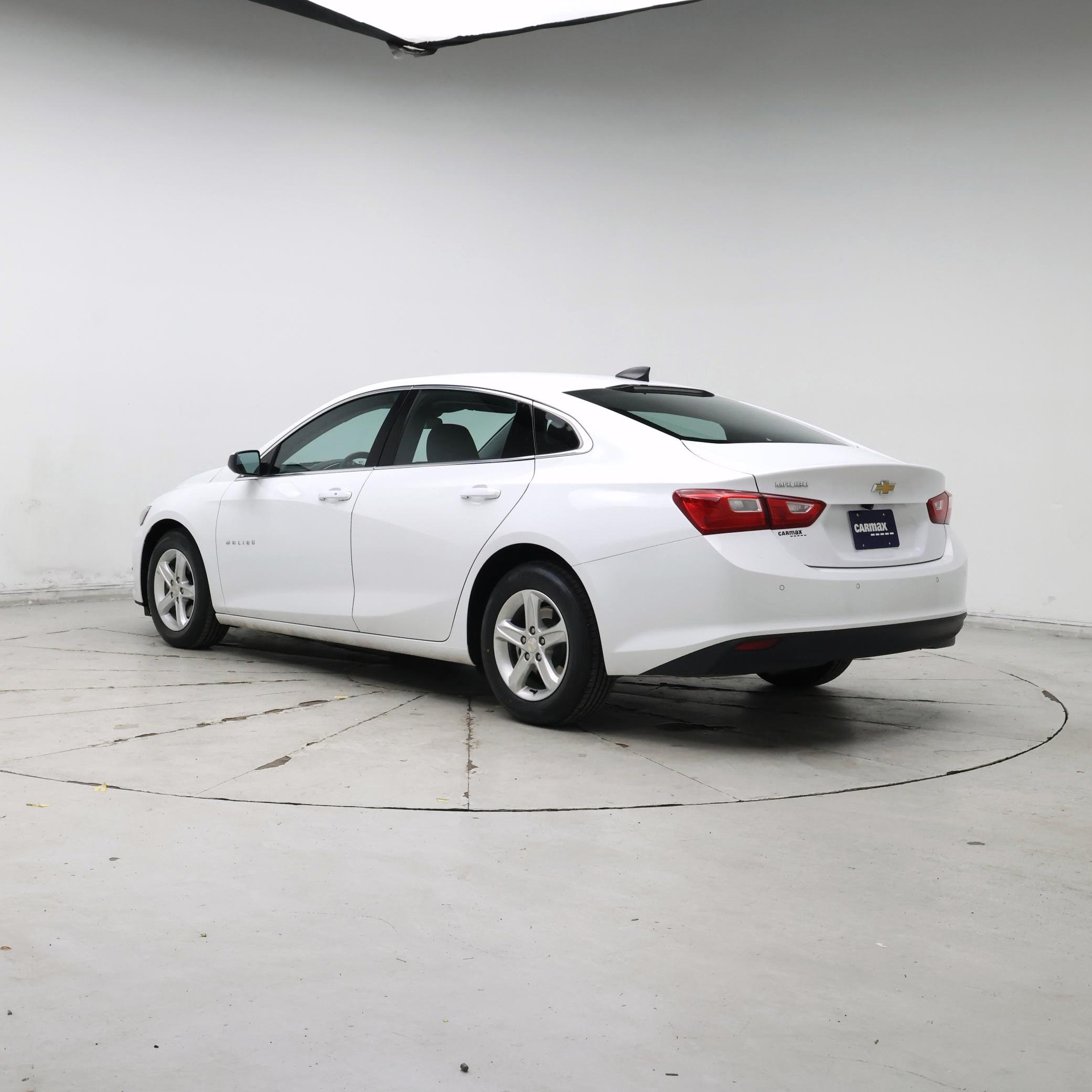 Thumbnail: 2023 Chevrolet Malibu - 2