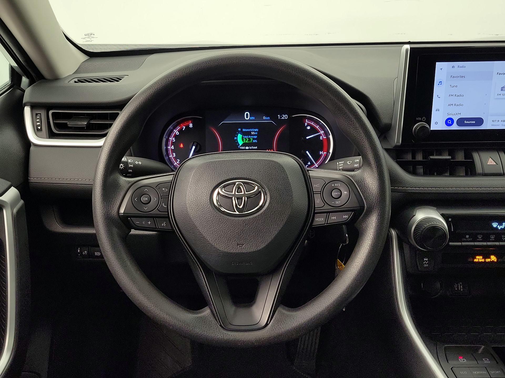 Thumbnail: 2024 Toyota RAV4 - 10