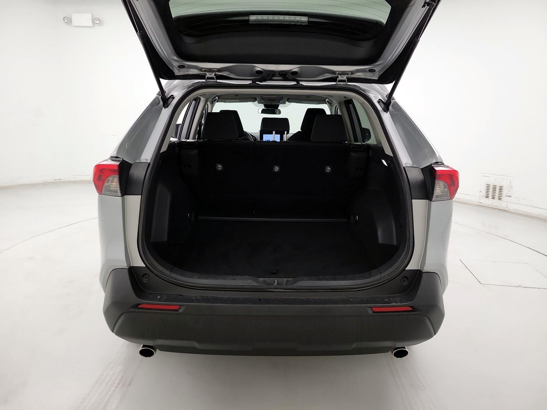 Thumbnail: 2024 Toyota RAV4 - 20