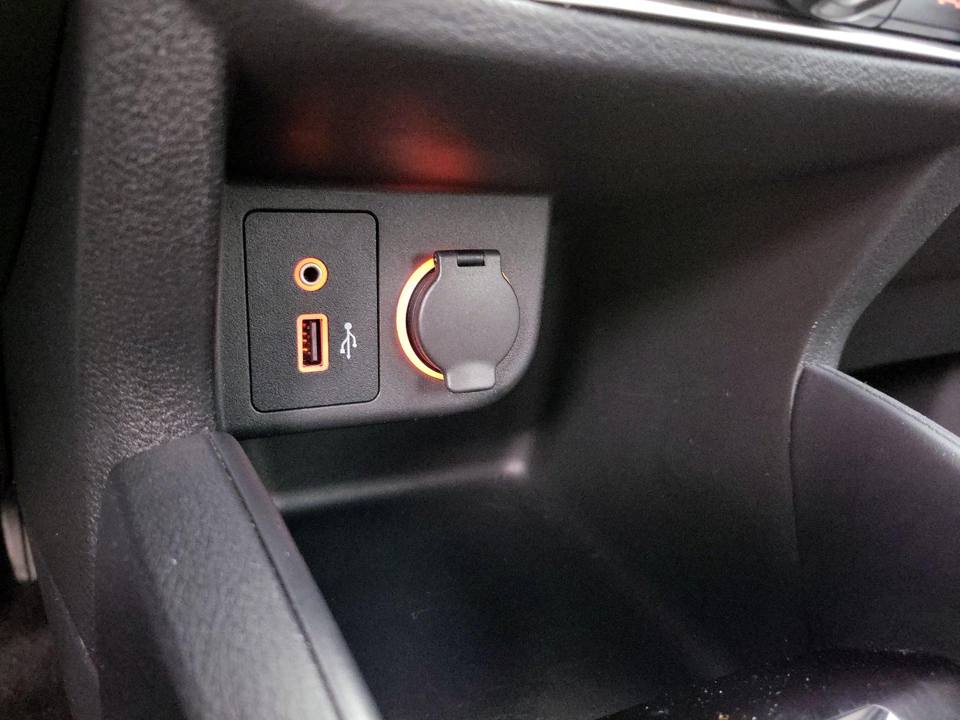 Thumbnail: 2021 Nissan Kicks - 18