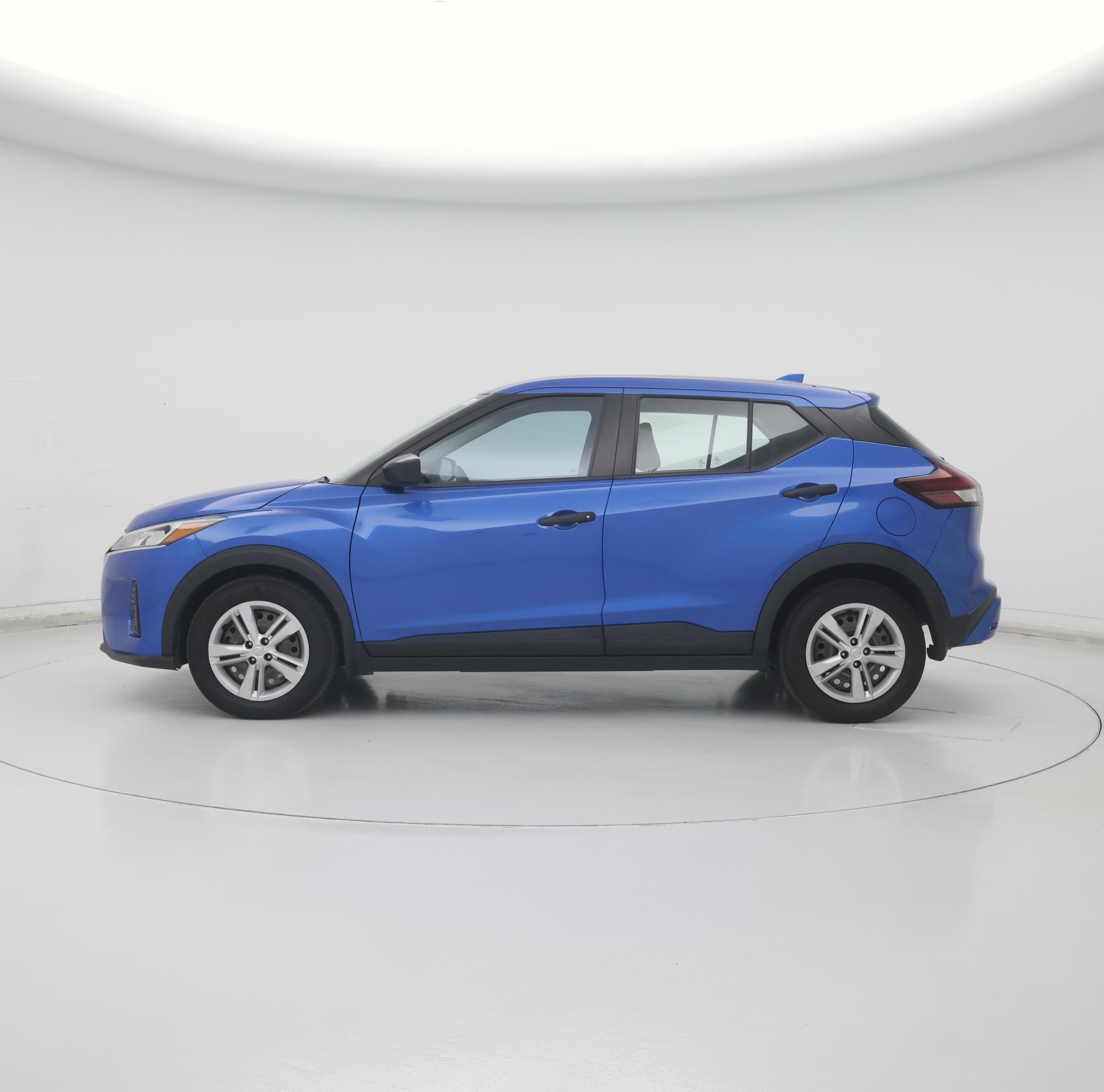 Thumbnail: 2021 Nissan Kicks - 3