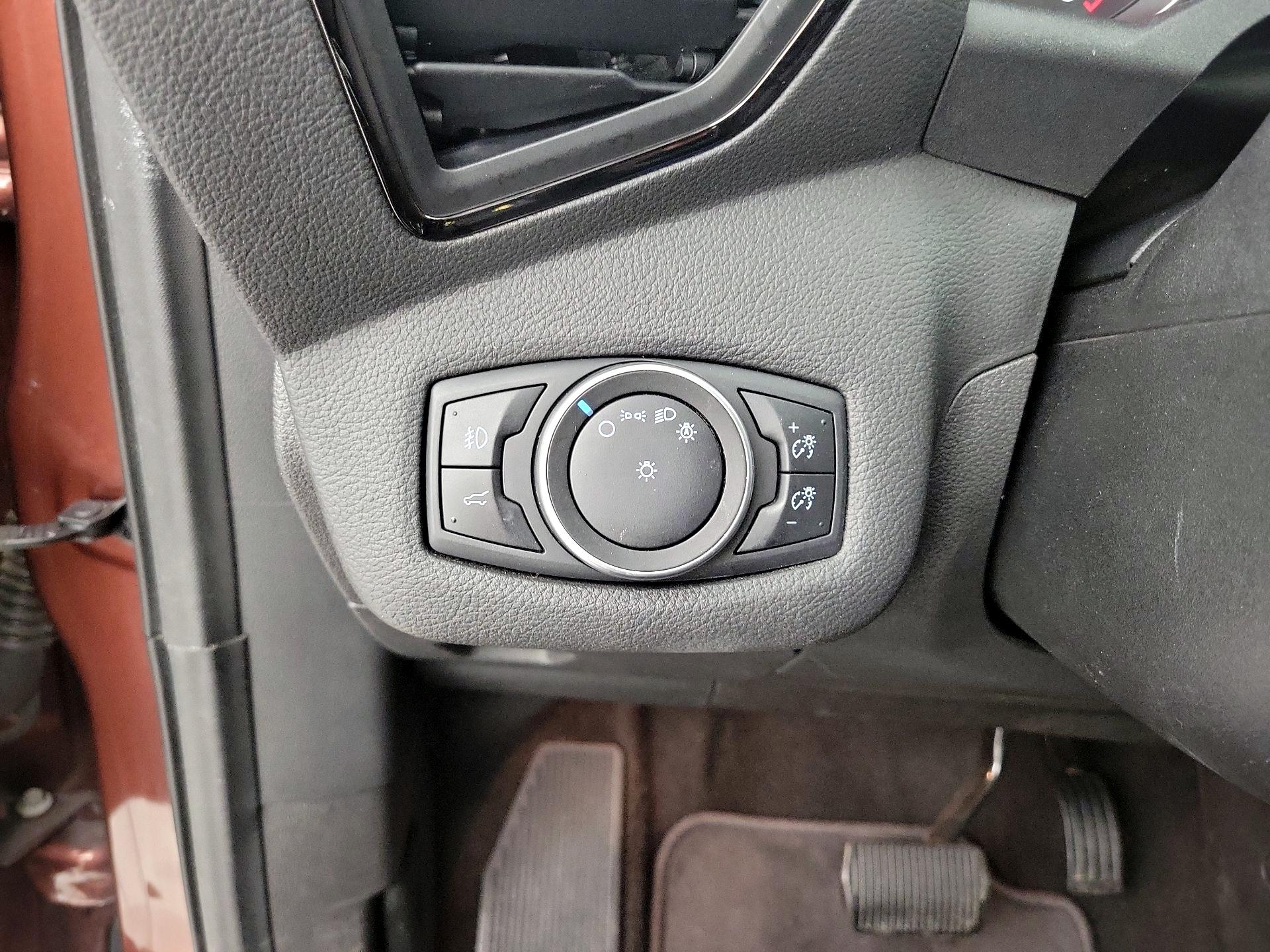 Thumbnail: 2018 Ford Escape - 13