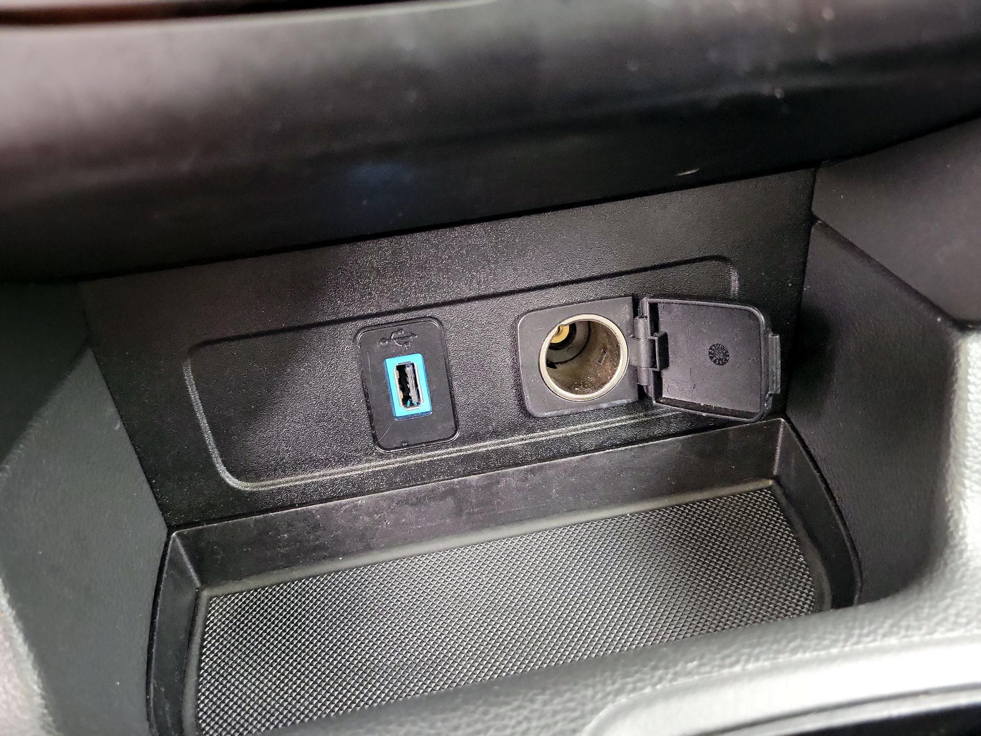 Thumbnail: 2018 Ford Escape - 18