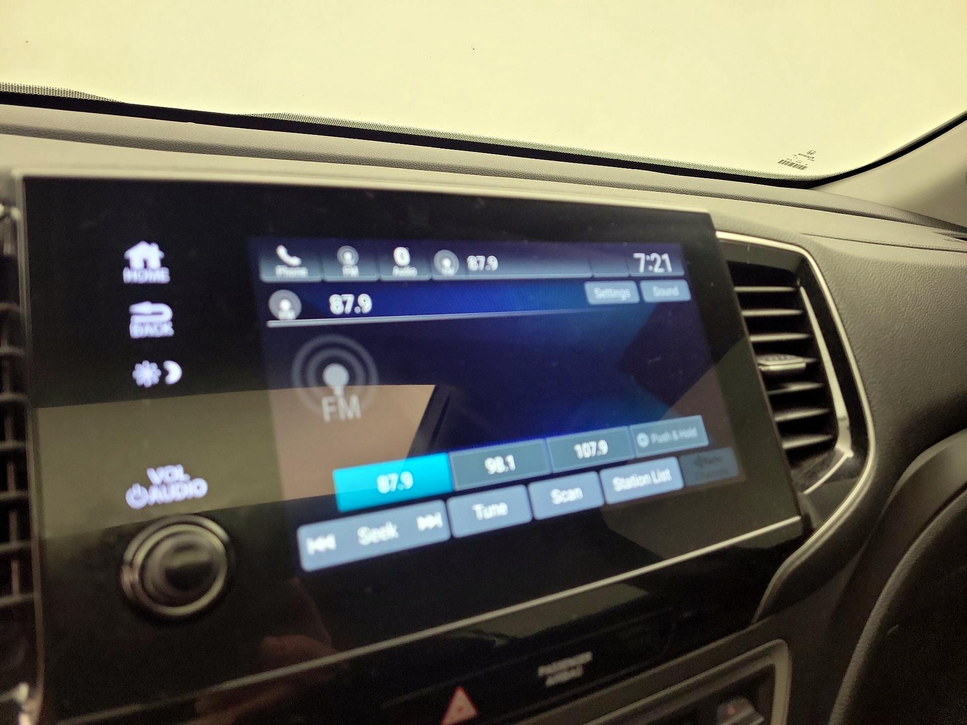 Thumbnail: 2019 Honda Pilot - 15