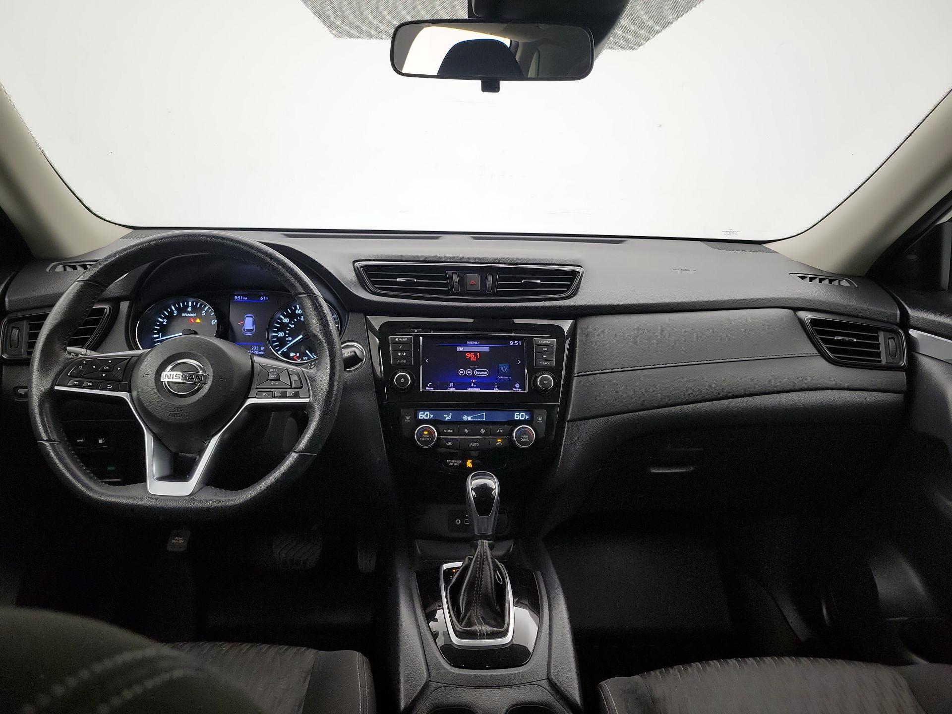 Thumbnail: 2020 Nissan Rogue - 9