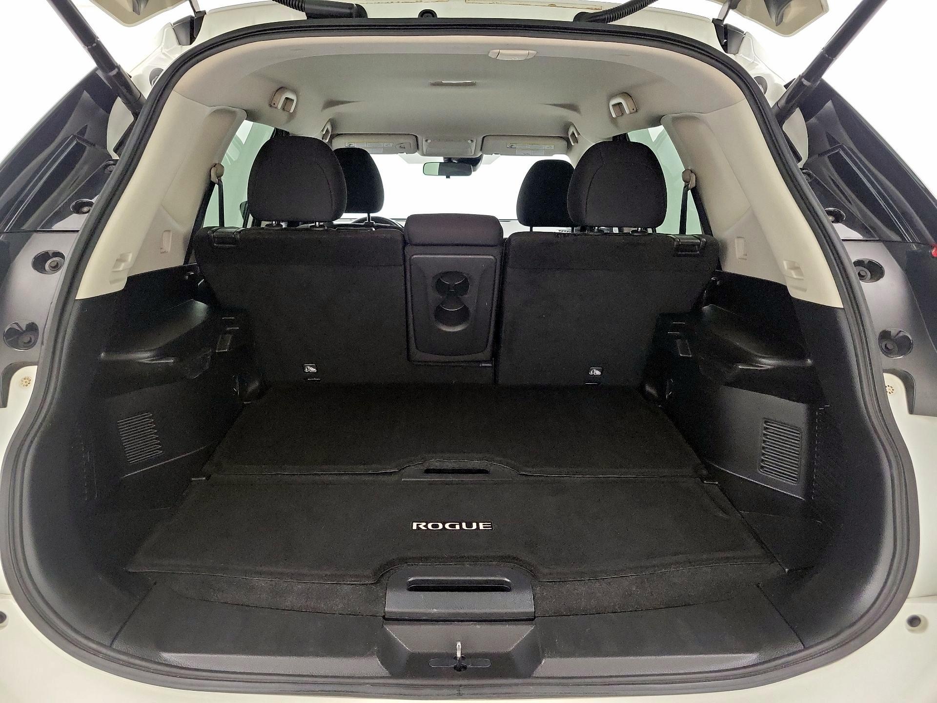 Thumbnail: 2020 Nissan Rogue - 20