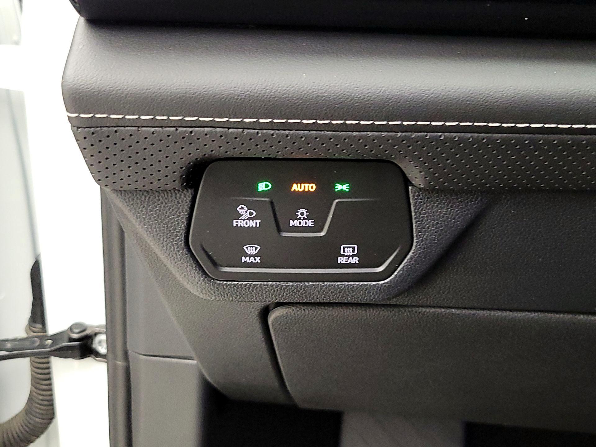 Thumbnail: 2025 Volkswagen Atlas - 13