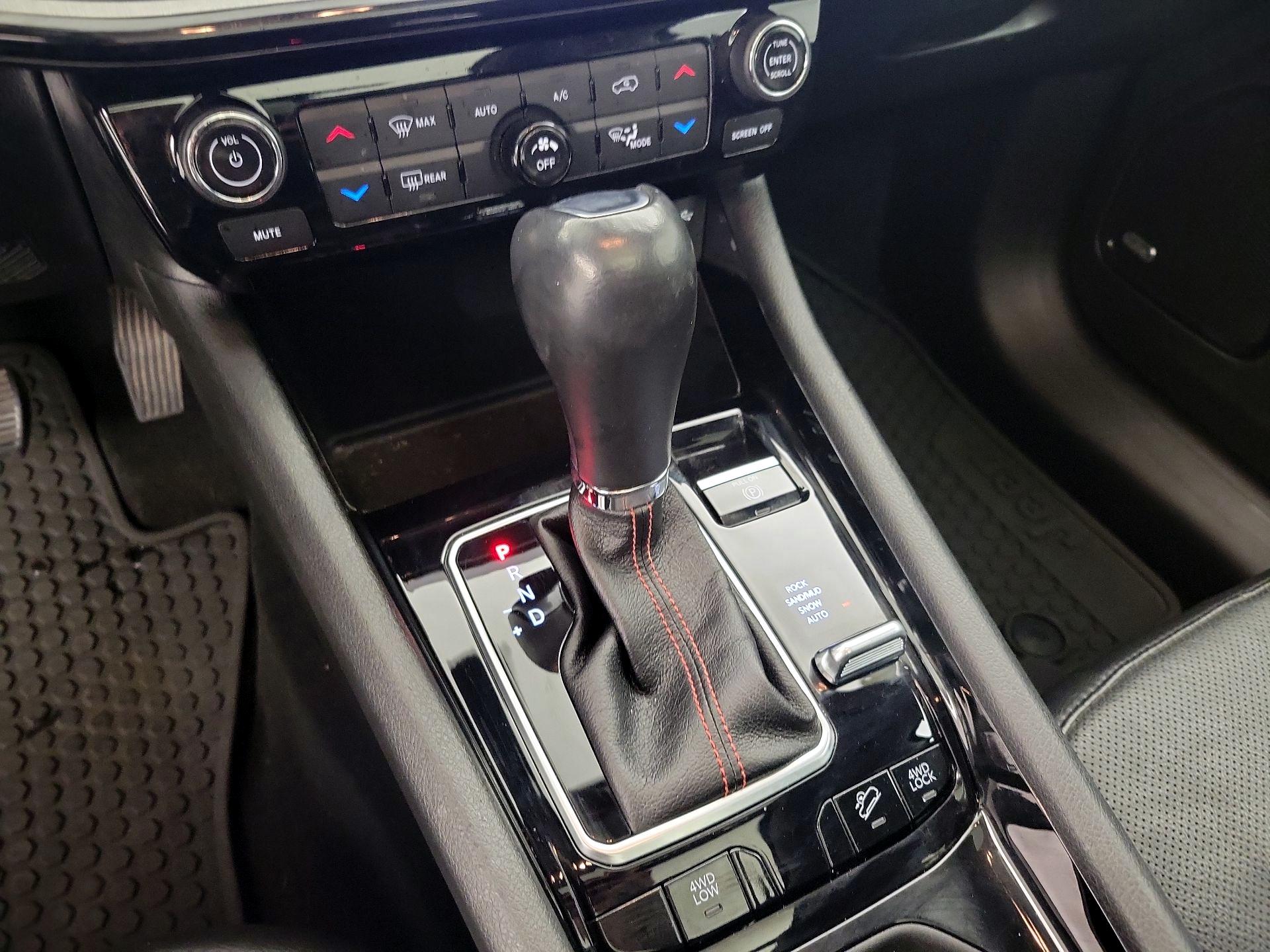 Thumbnail: 2022 Jeep Compass - 17