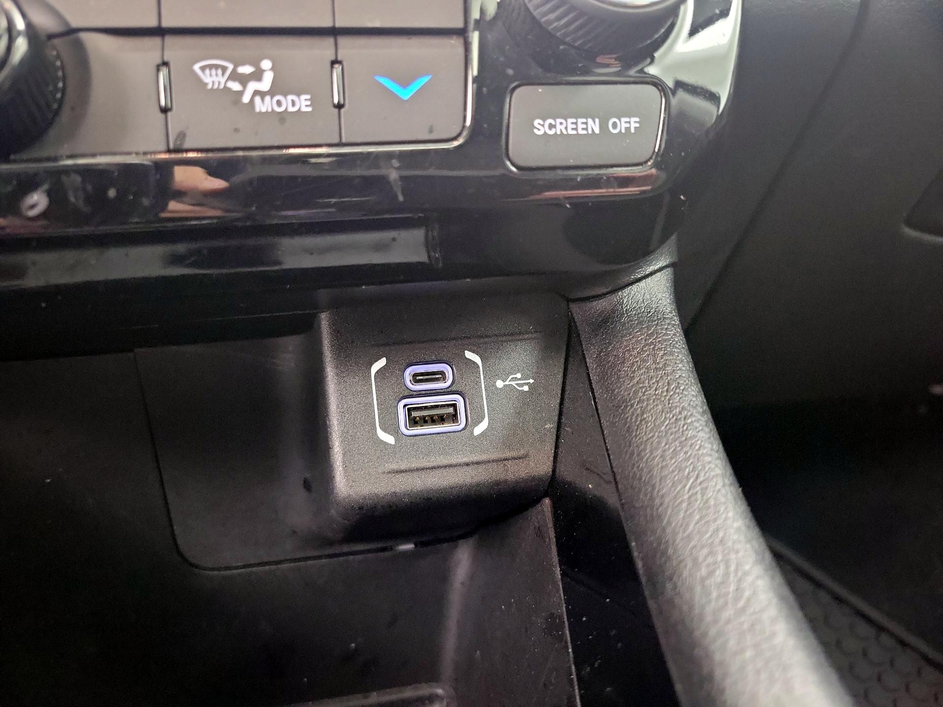 Thumbnail: 2022 Jeep Compass - 18