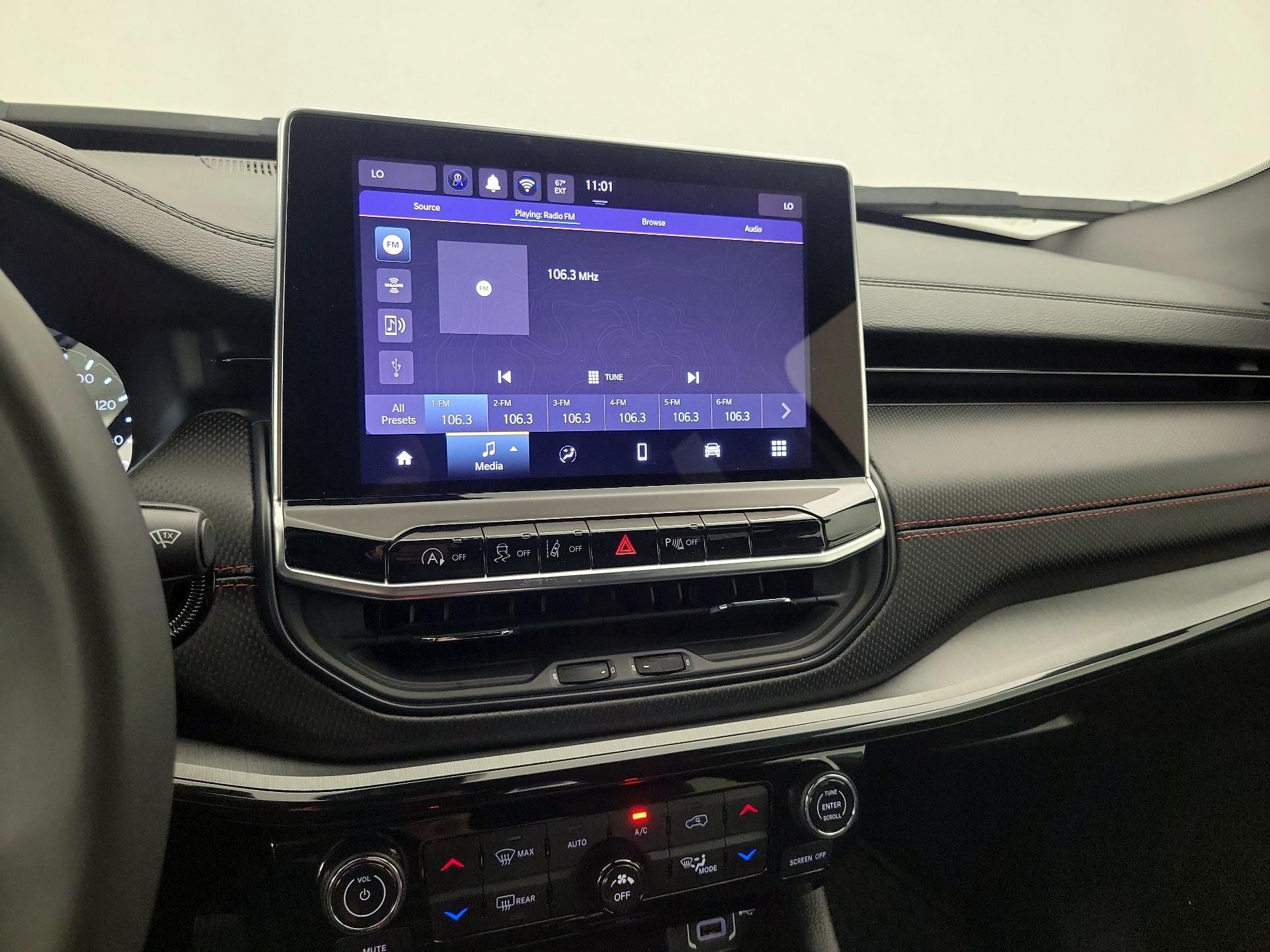 Thumbnail: 2024 Jeep Compass - 15