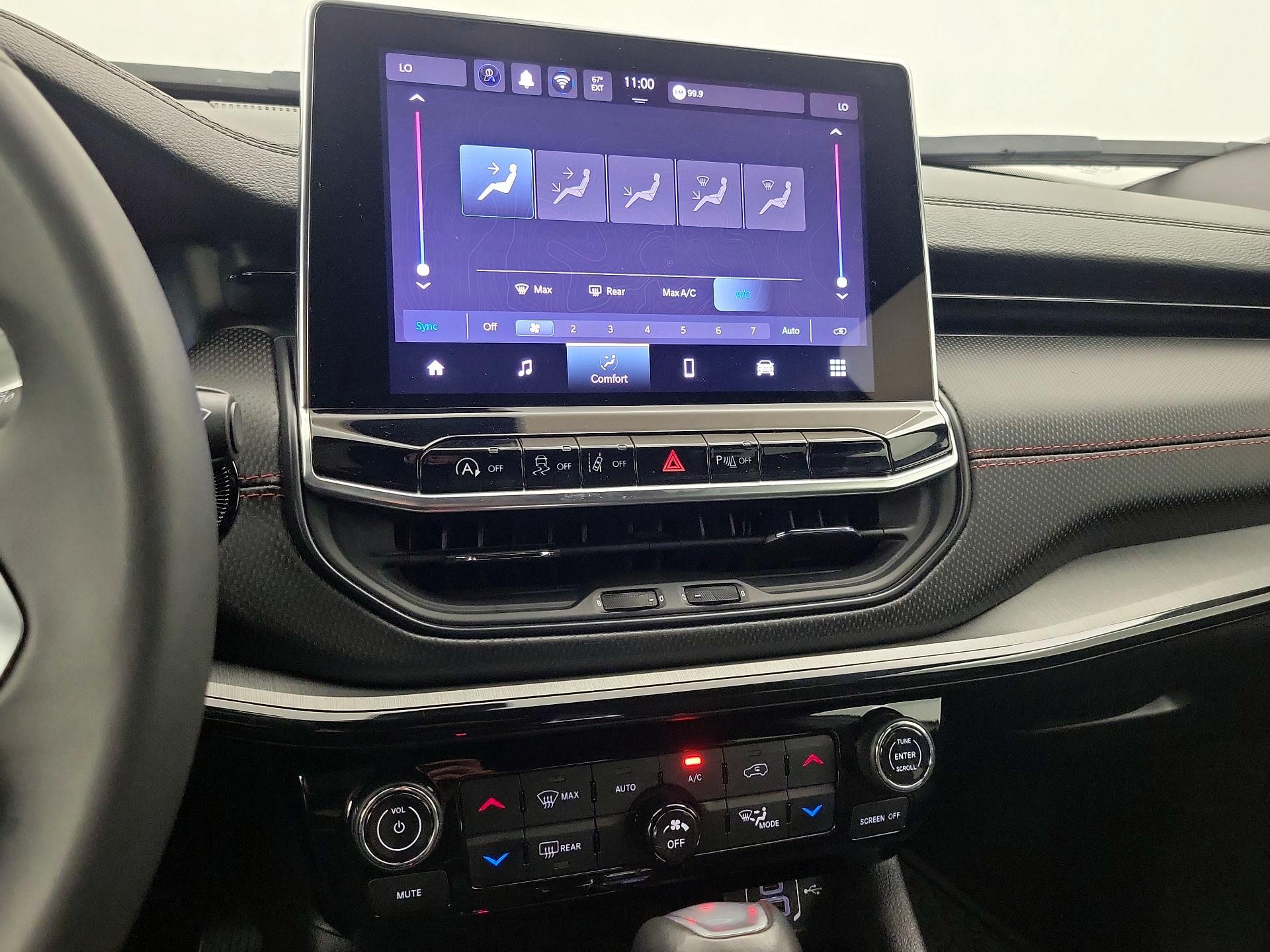 Thumbnail: 2024 Jeep Compass - 16