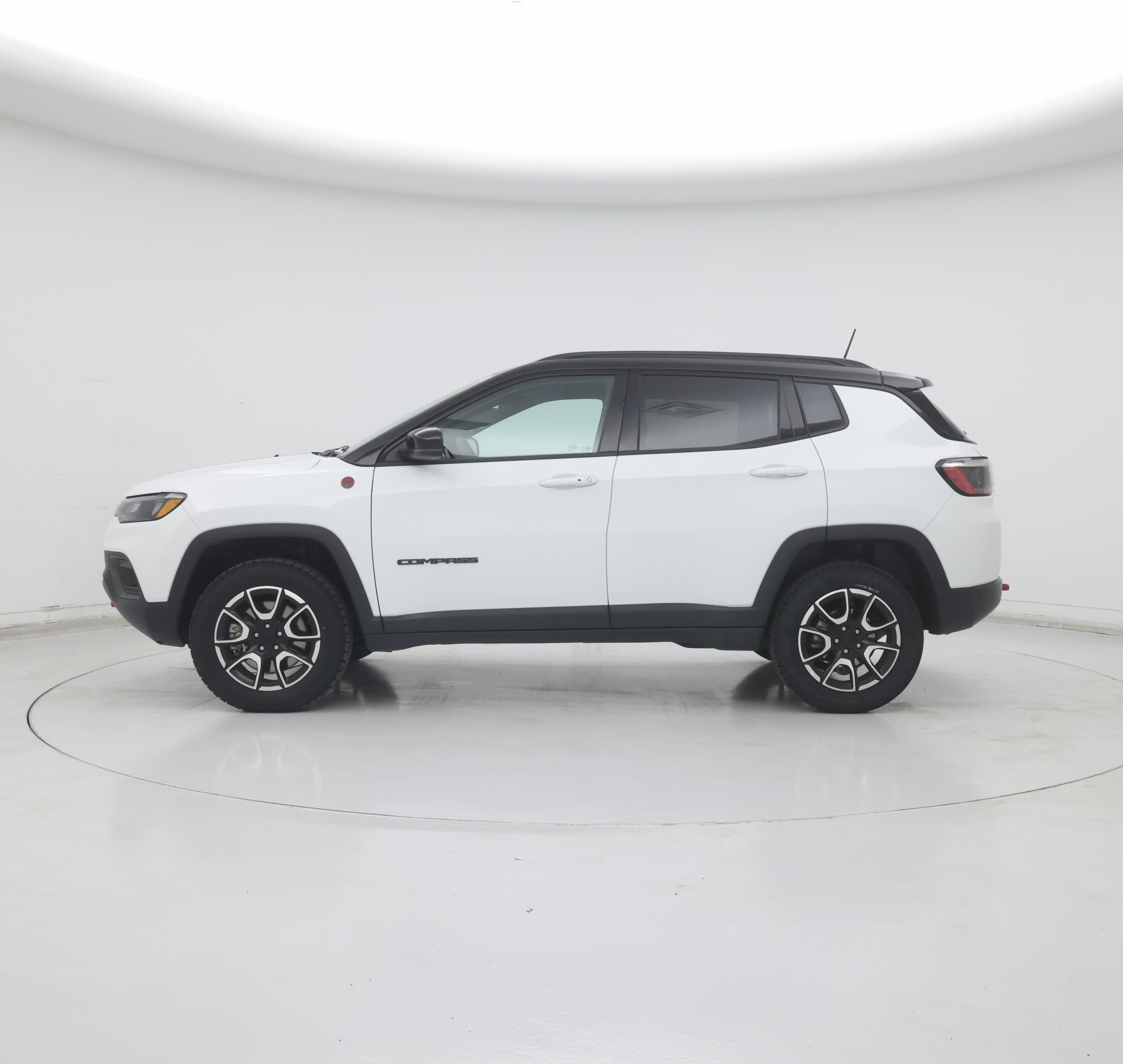 Thumbnail: 2024 Jeep Compass - 3
