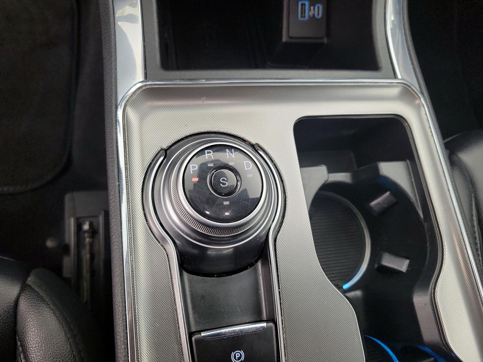 Thumbnail: 2024 Ford Edge - 17