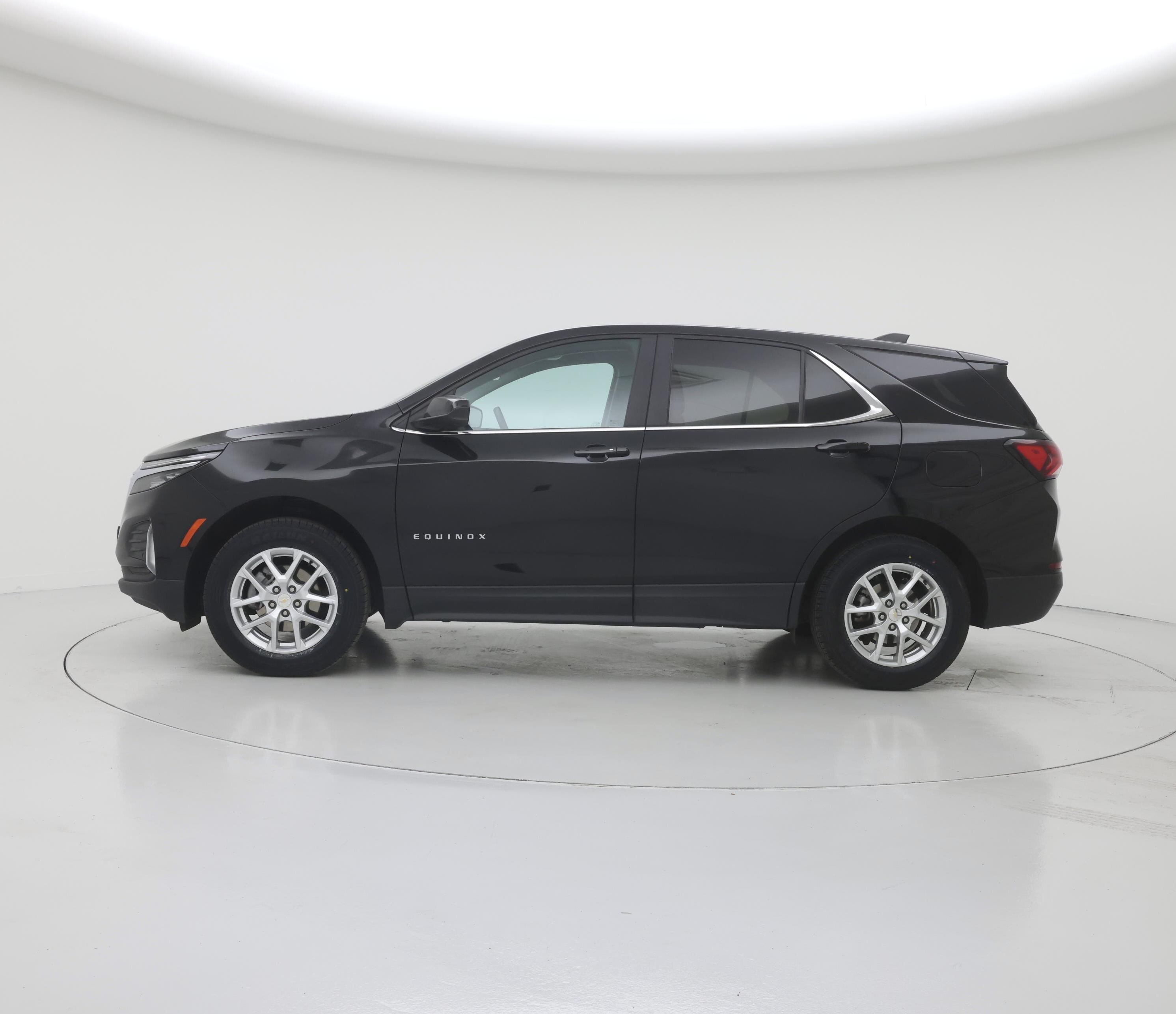 Thumbnail: 2024 Chevrolet Equinox - 3