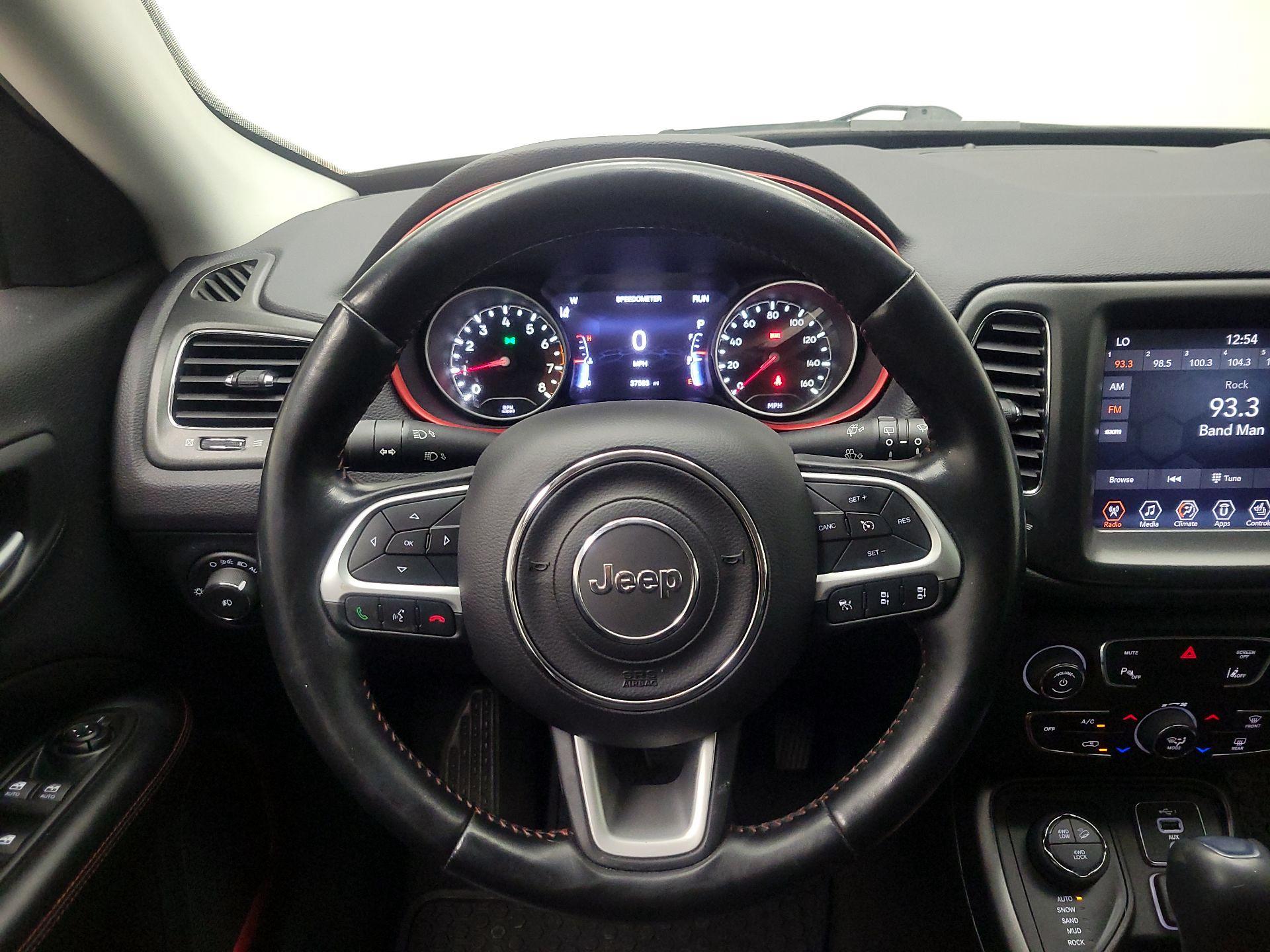 Thumbnail: 2021 Jeep Compass - 10