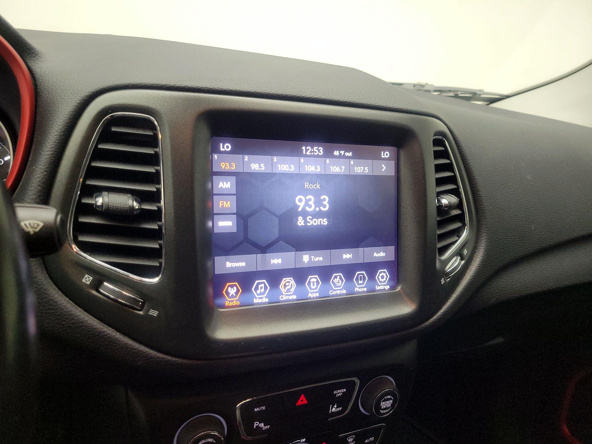 Thumbnail: 2021 Jeep Compass - 15