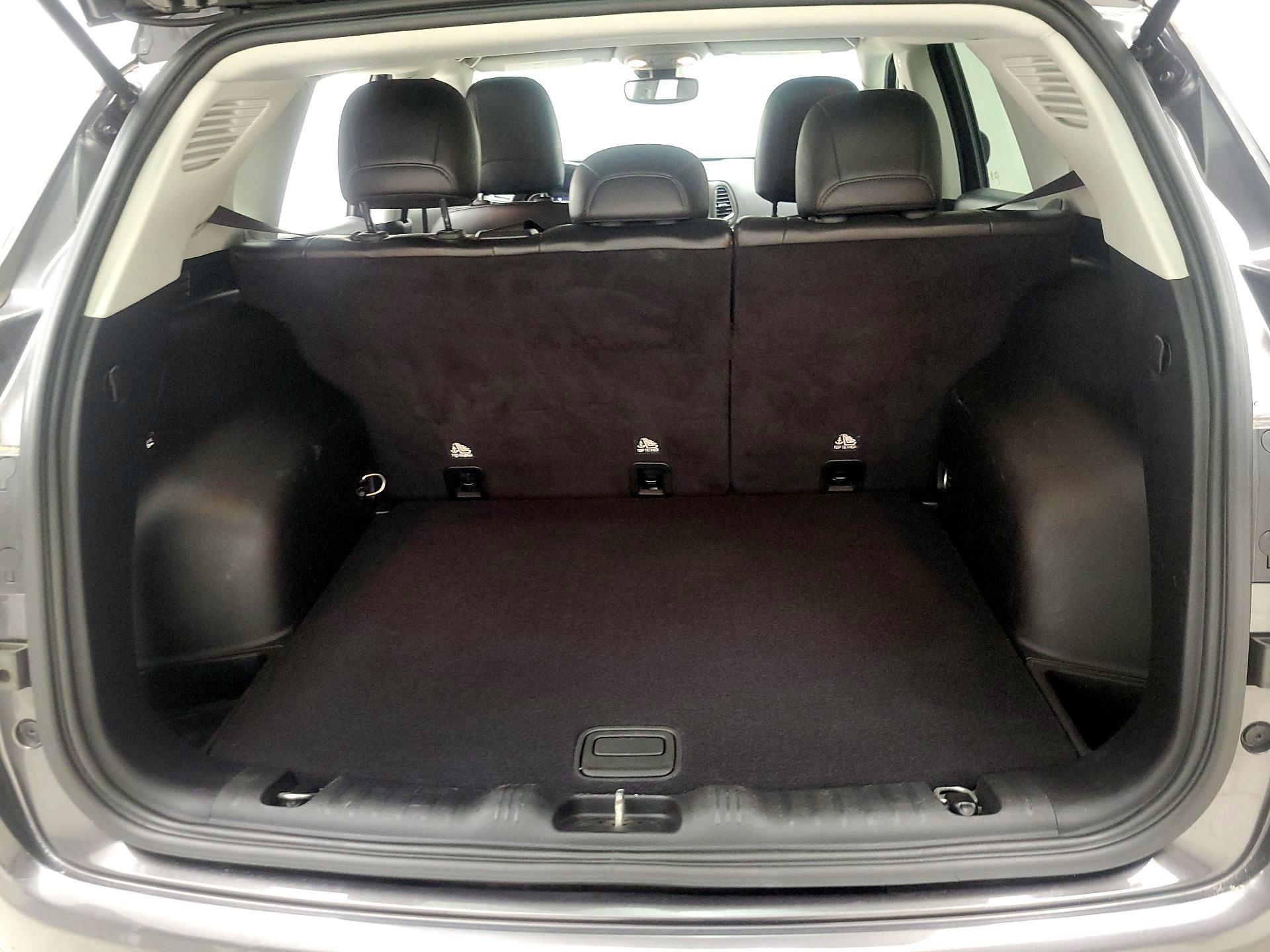 Thumbnail: 2021 Jeep Compass - 20