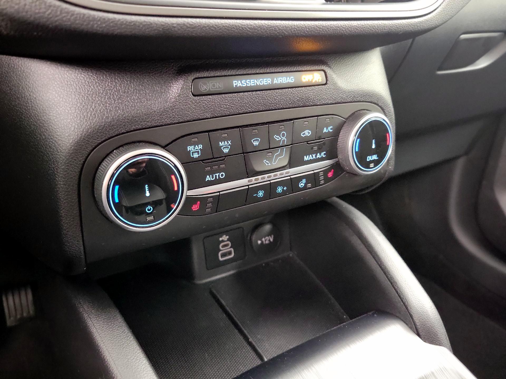 Thumbnail: 2024 Ford Escape - 16