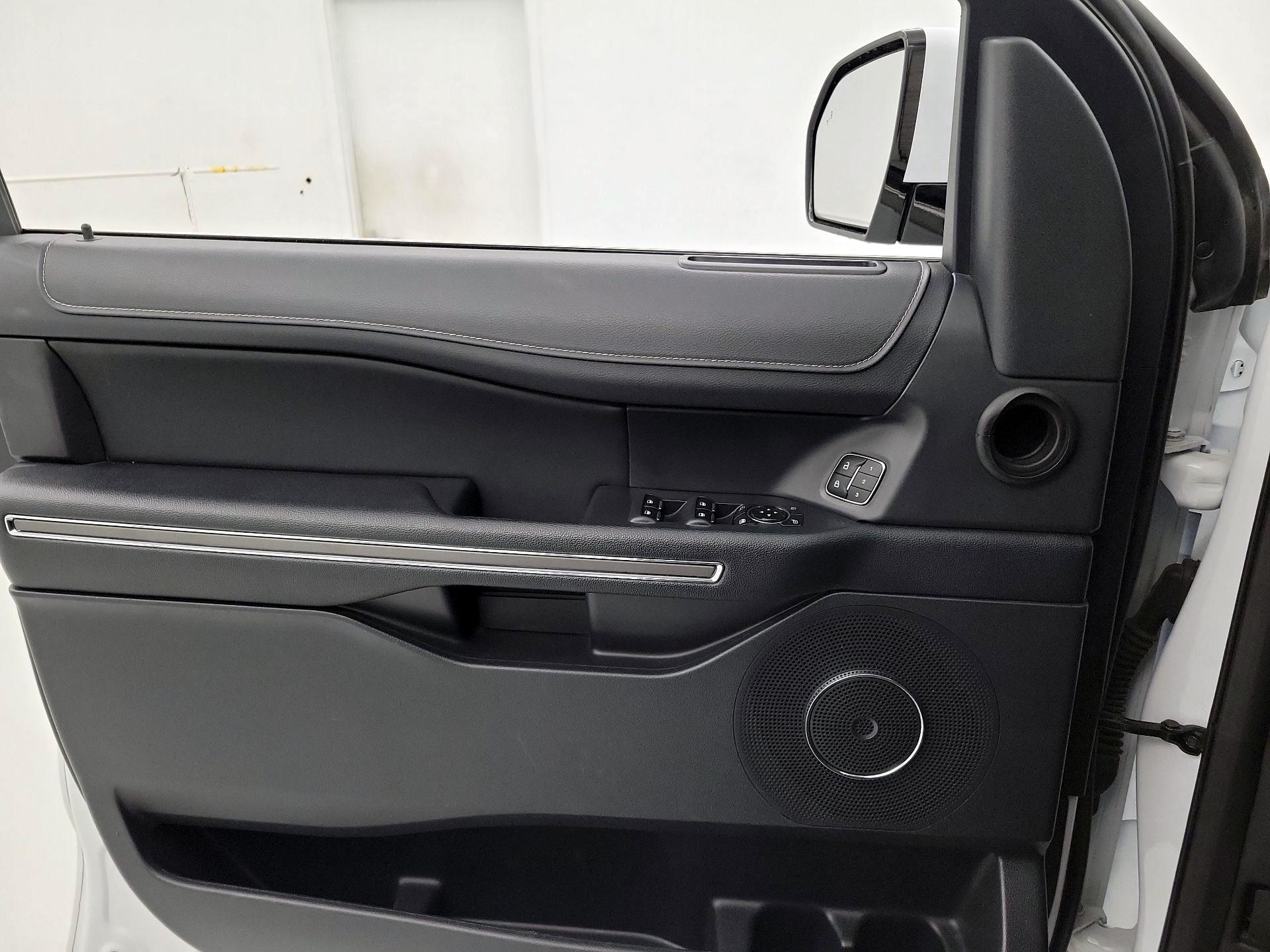 Thumbnail: 2024 Ford Expedition - 12