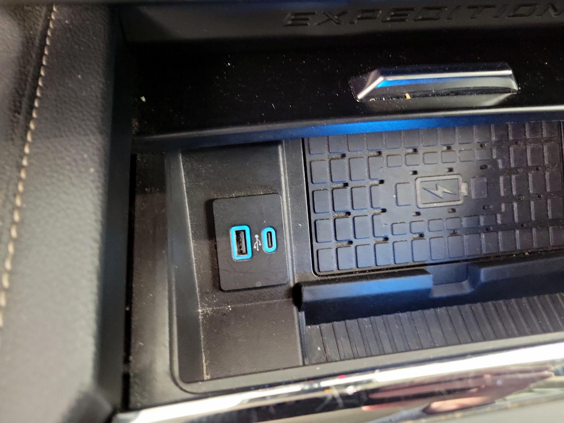 Thumbnail: 2024 Ford Expedition - 19