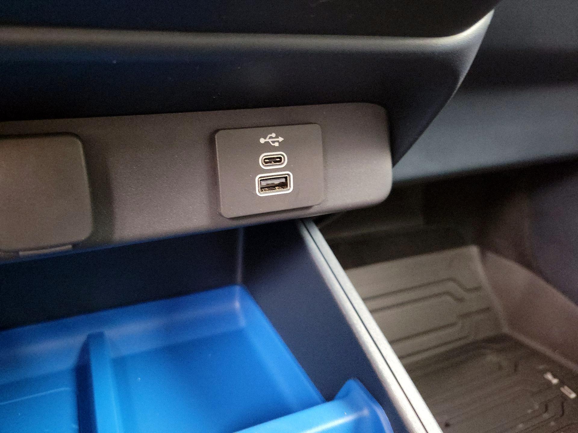 Thumbnail: 2025 Ford Maverick - 18