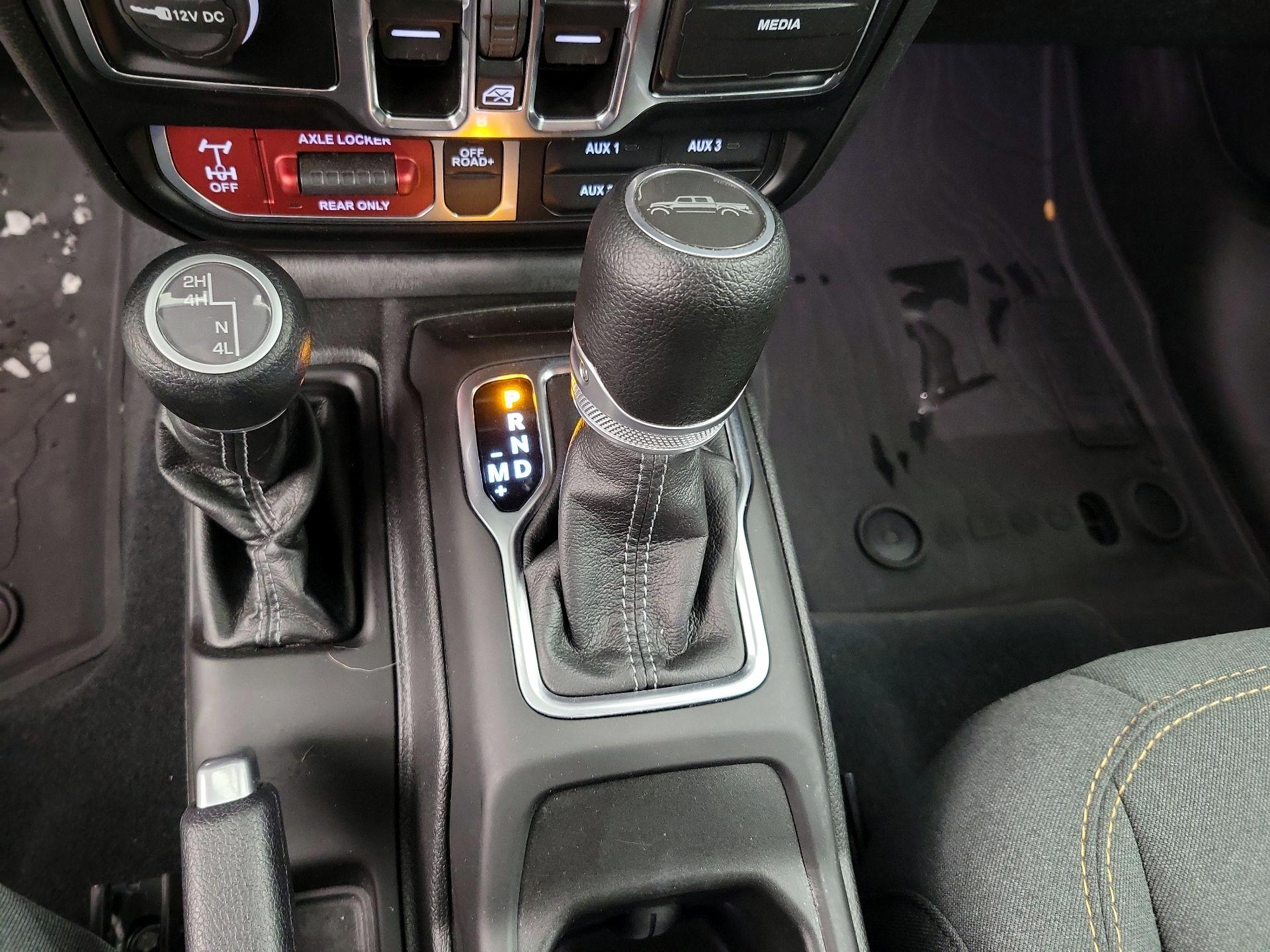 Thumbnail: 2024 Jeep Gladiator - 18