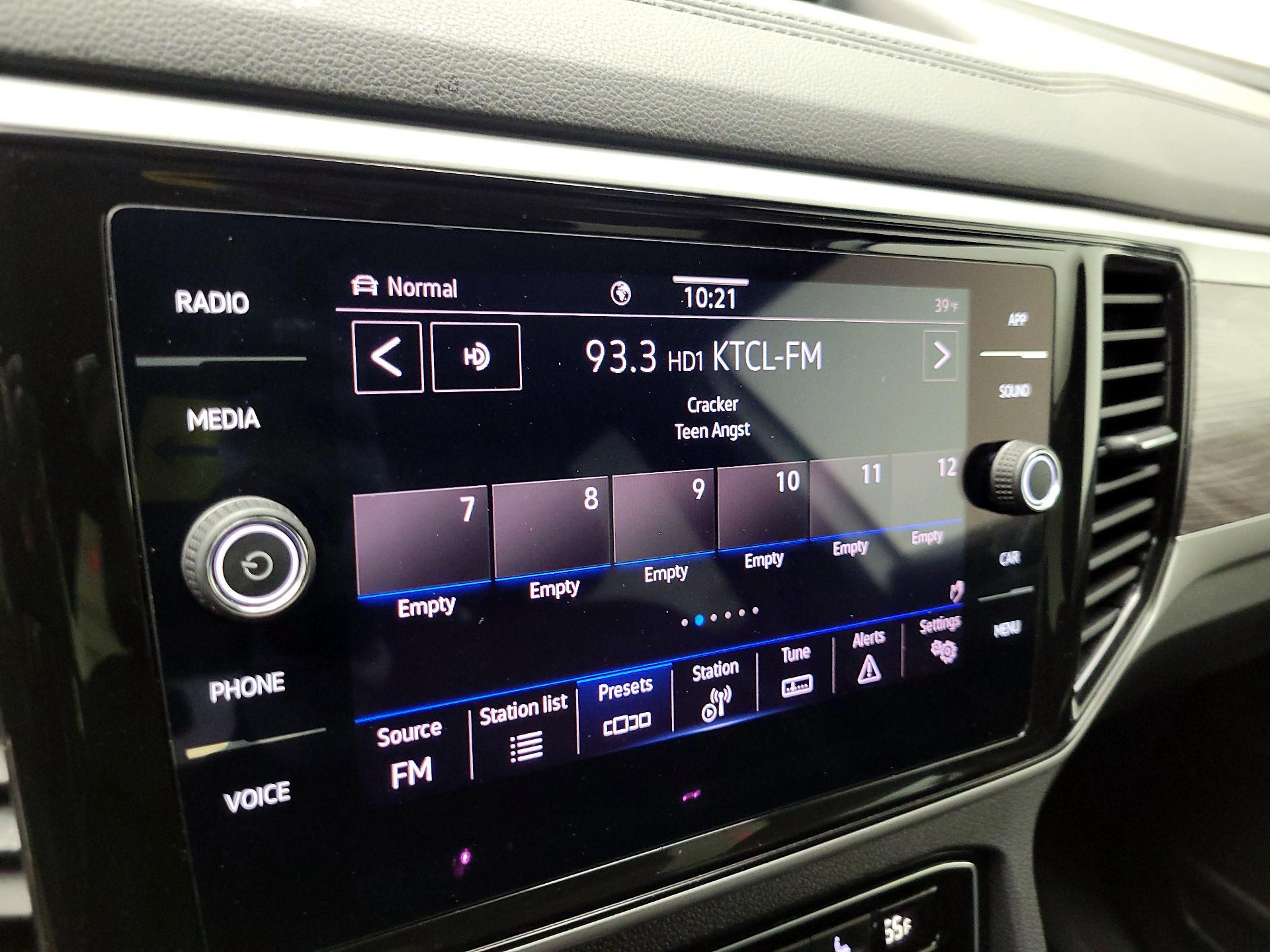 Thumbnail: 2023 Volkswagen Atlas - 15