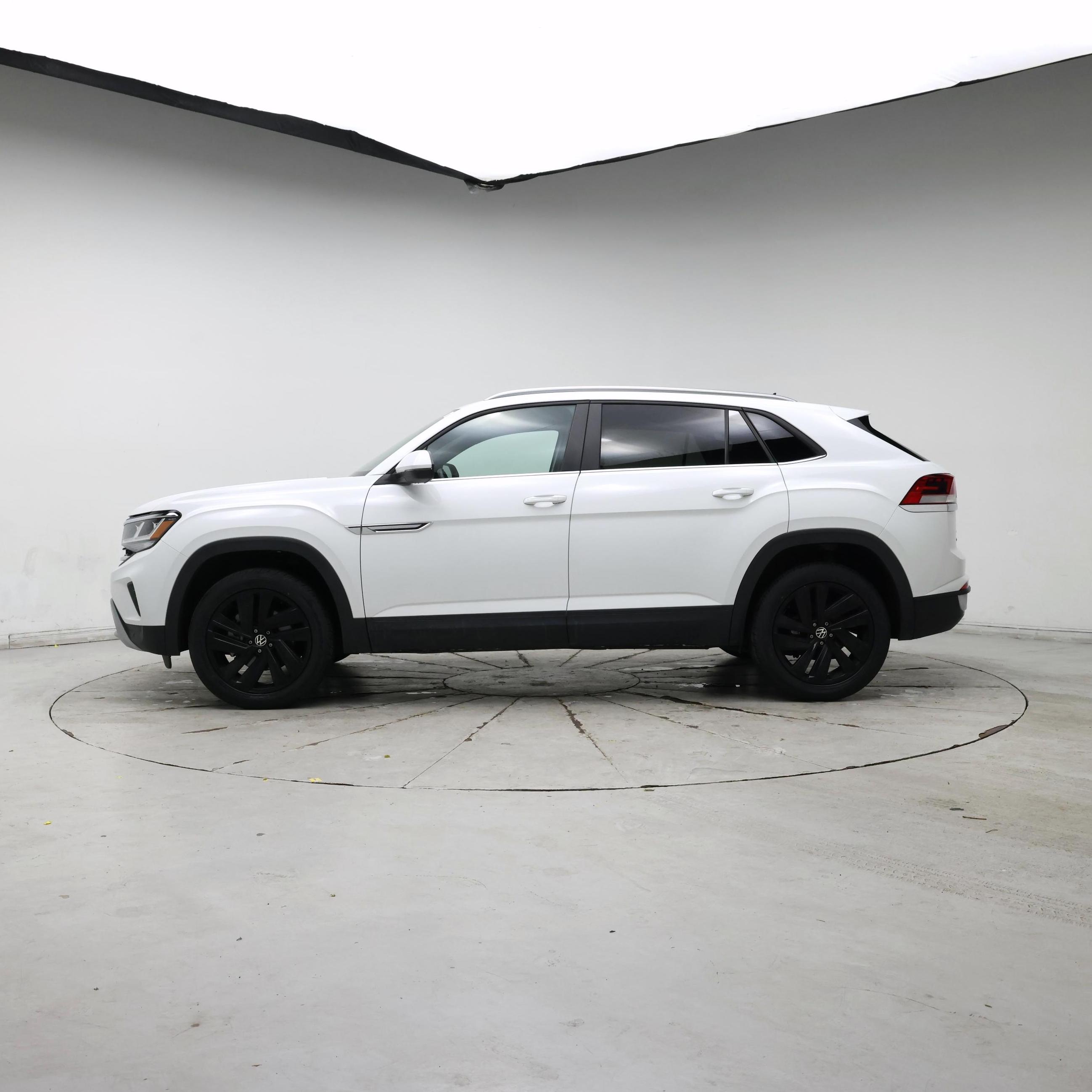 Thumbnail: 2023 Volkswagen Atlas - 3