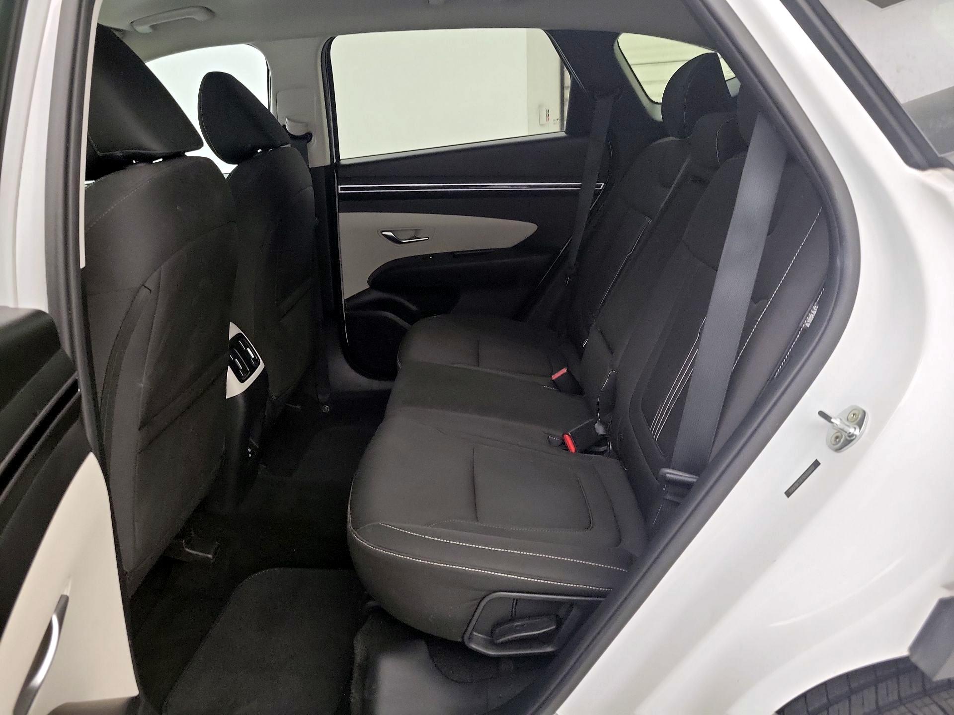 Thumbnail: 2024 Hyundai Tucson - 19