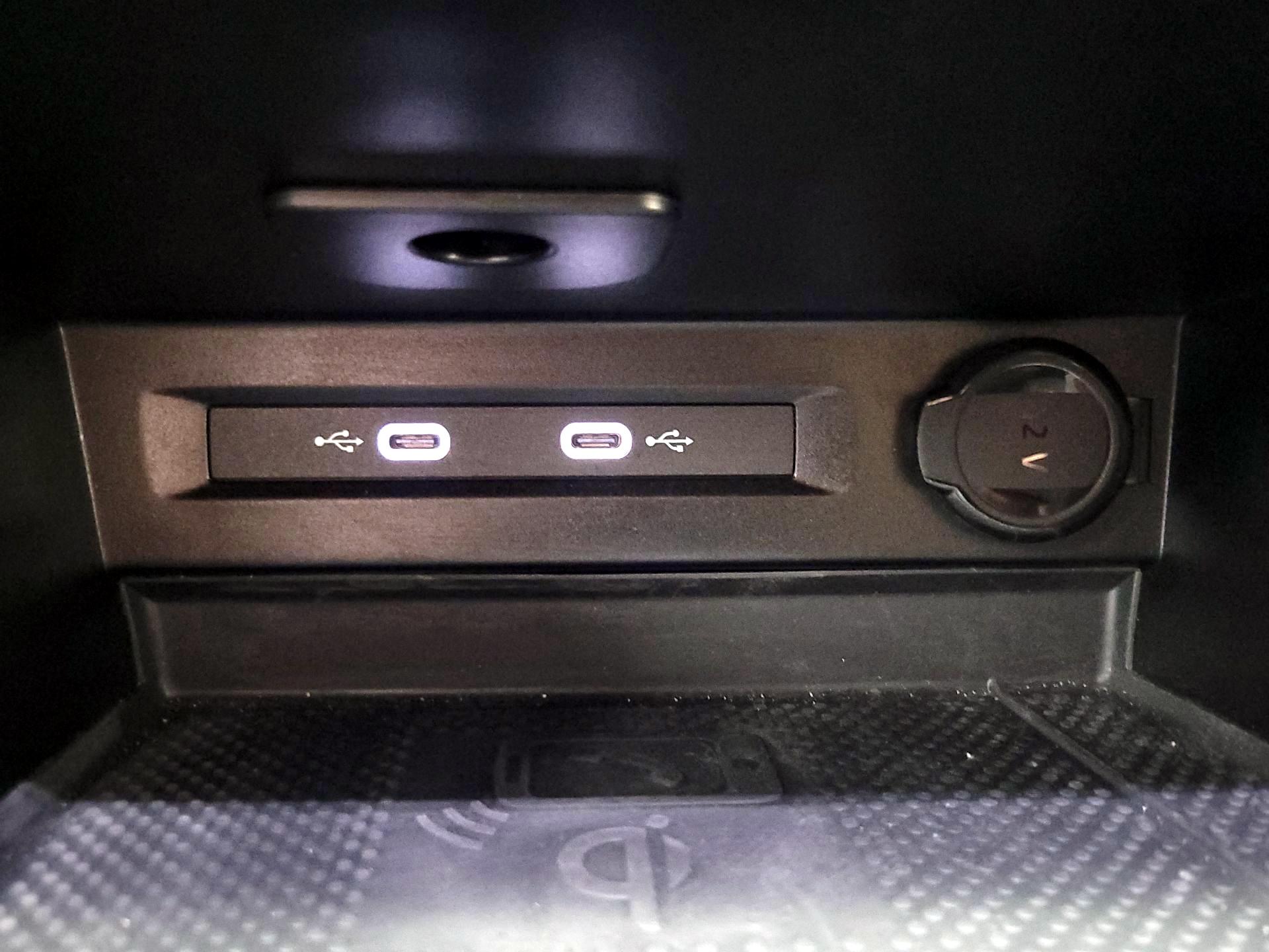 Thumbnail: 2024 Volkswagen Tiguan - 18