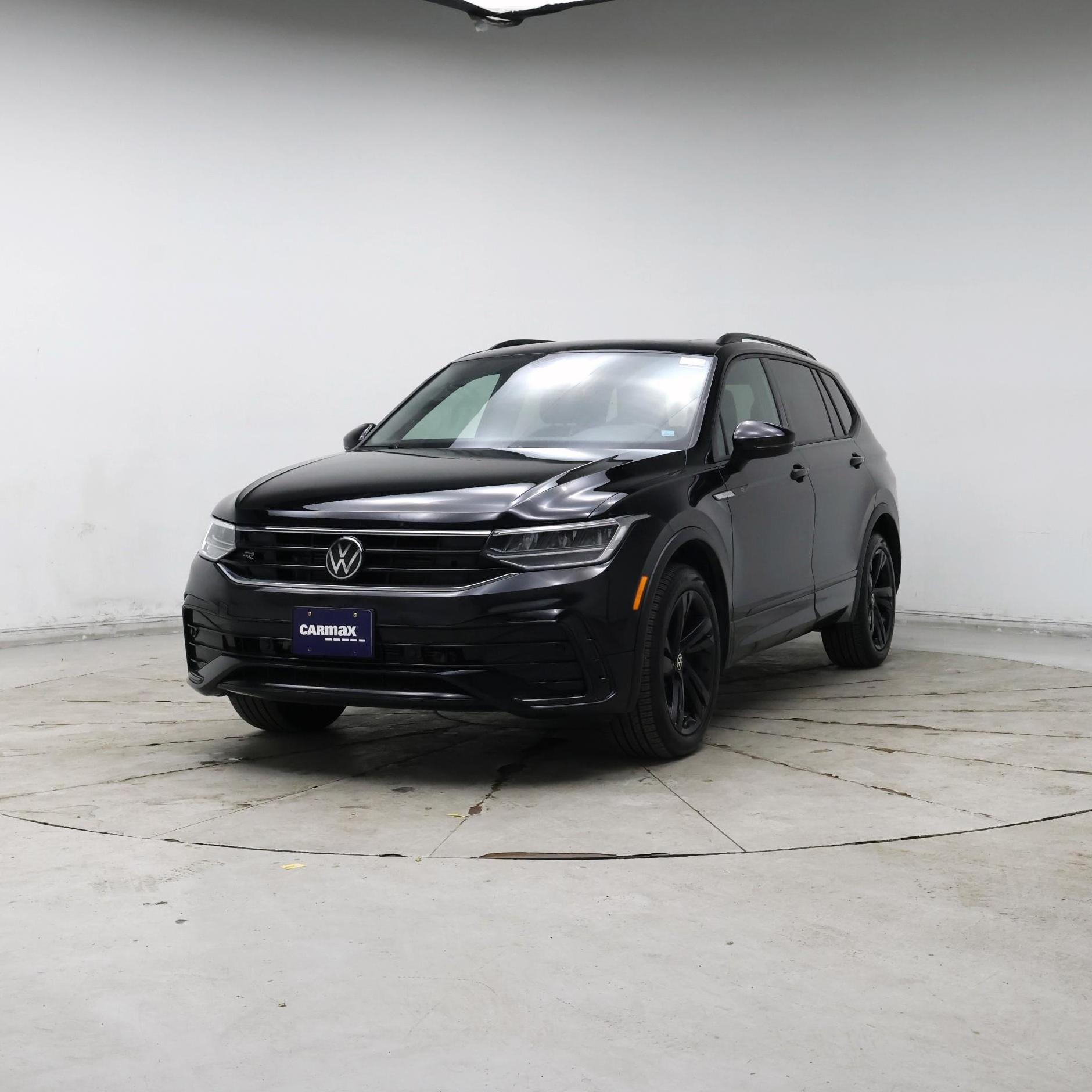 Thumbnail: 2024 Volkswagen Tiguan - 4