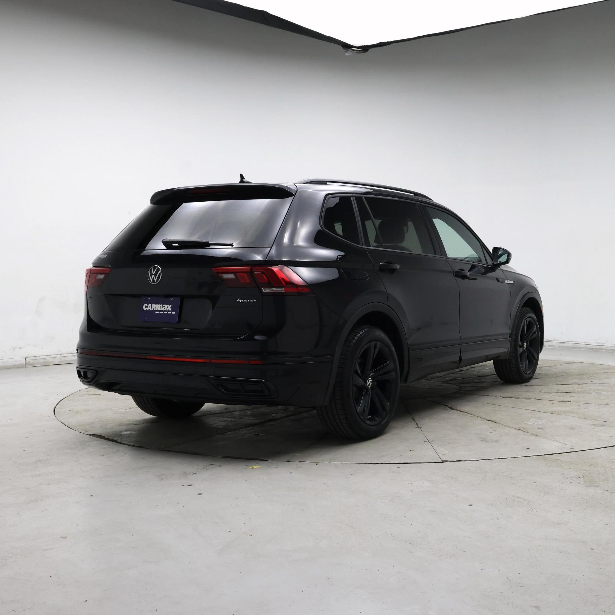 Thumbnail: 2024 Volkswagen Tiguan - 8