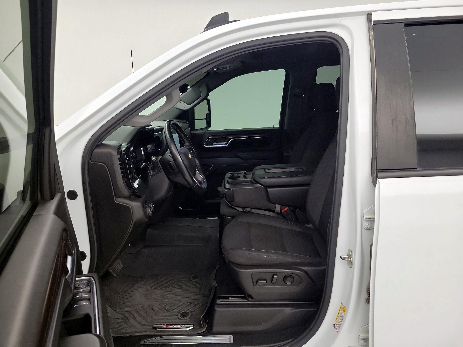 Thumbnail: 2024 Chevrolet Silverado 2500 - 11