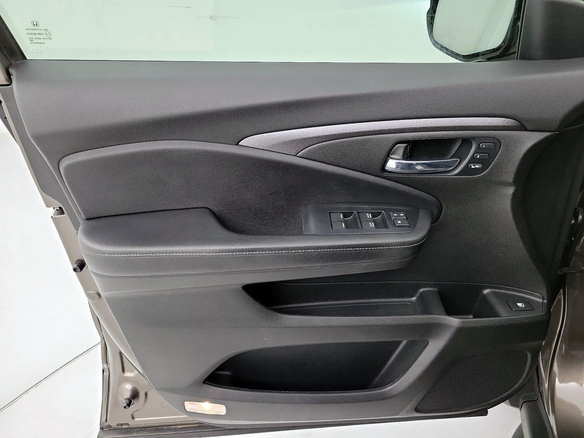 Thumbnail: 2023 Honda Ridgeline - 12