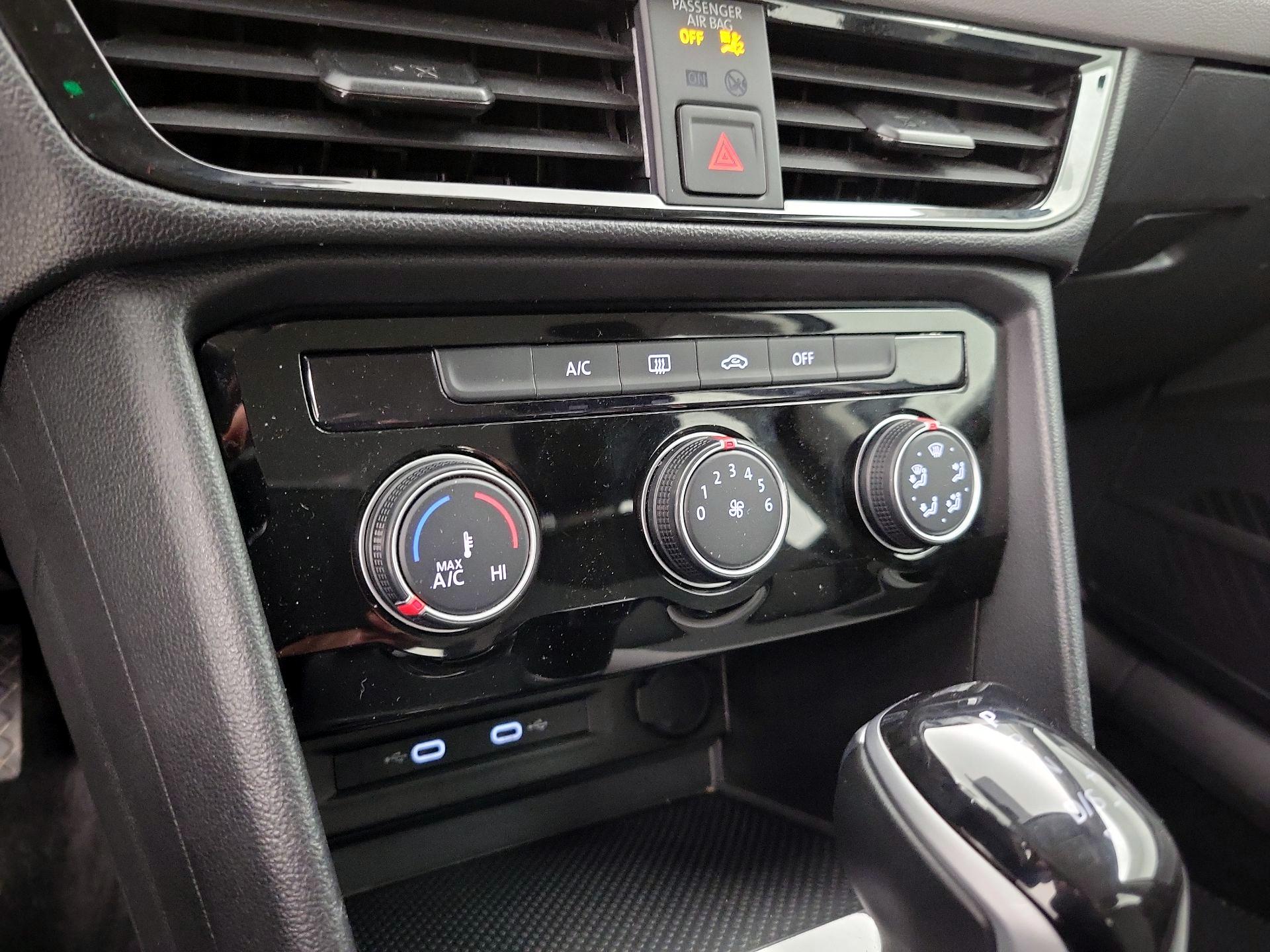 Thumbnail: 2024 Volkswagen Taos - 16