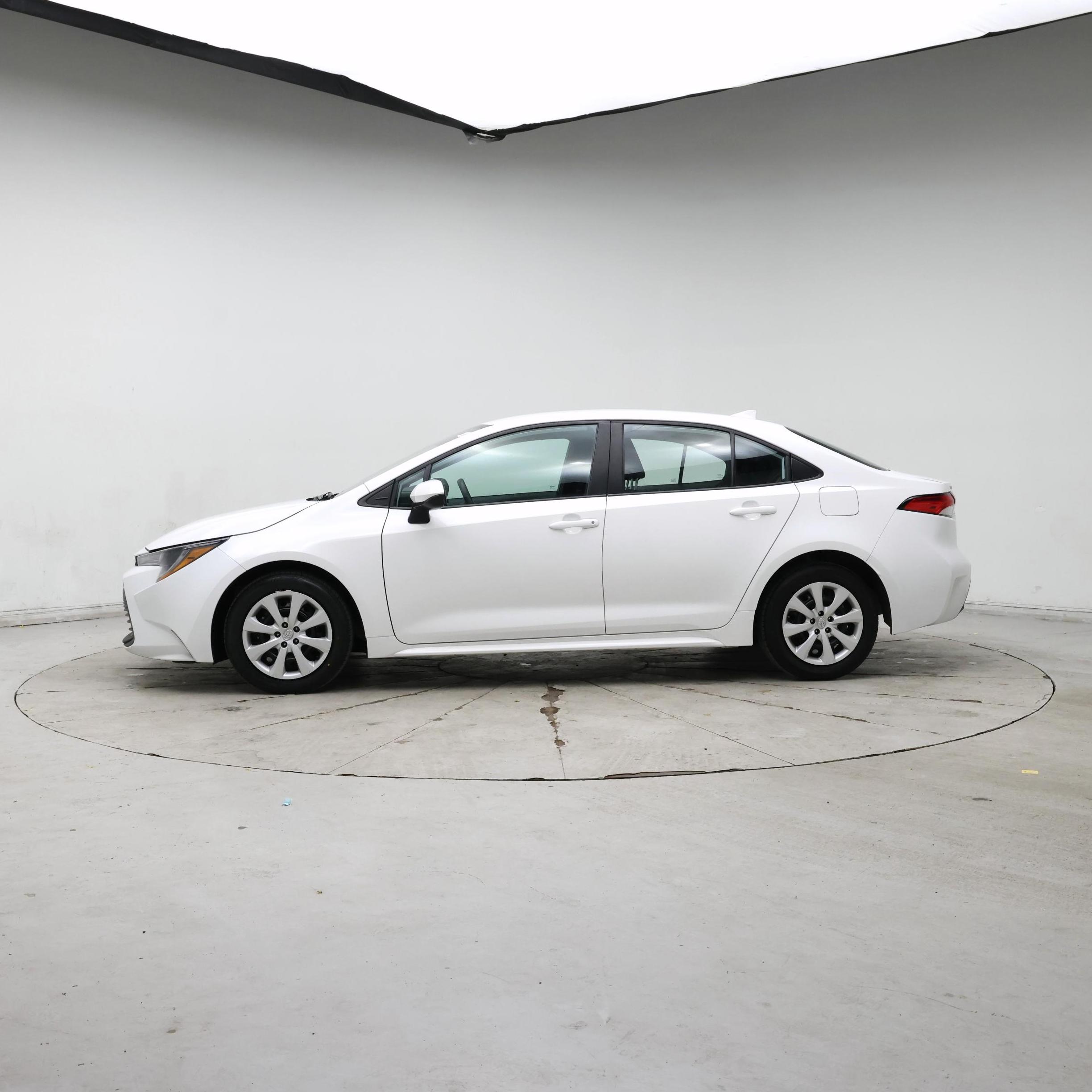 Thumbnail: 2024 Toyota Corolla - 3