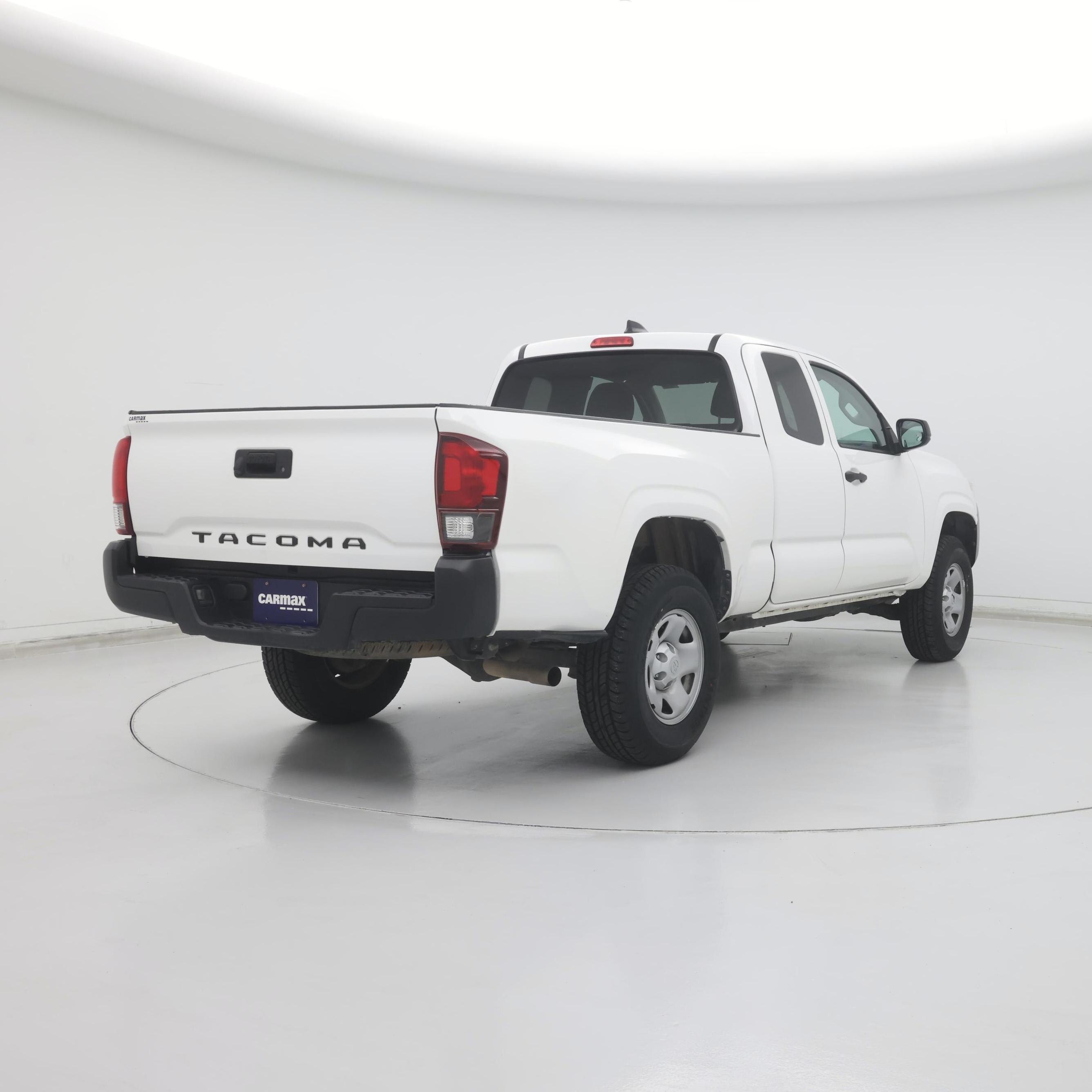 Thumbnail: 2022 Toyota Tacoma - 8