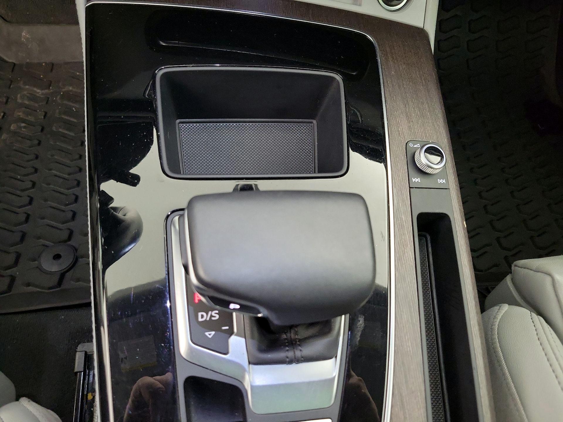 Thumbnail: 2021 Audi Q5 - 18