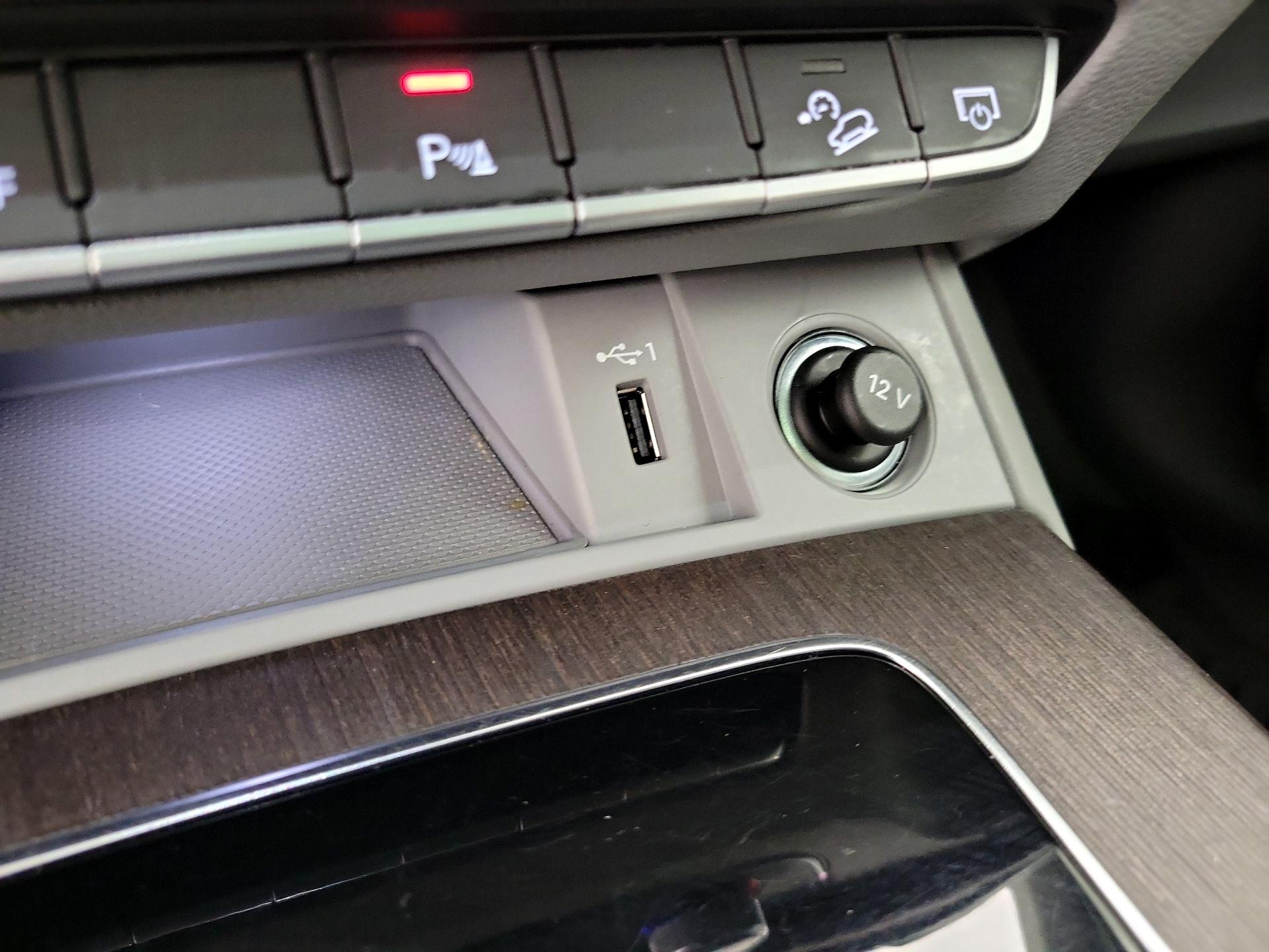 Thumbnail: 2021 Audi Q5 - 19