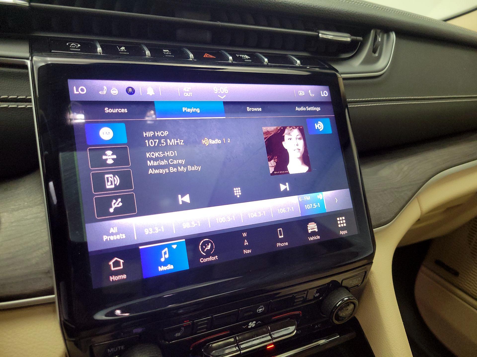 Thumbnail: 2021 Jeep Grand Cherokee L - 16