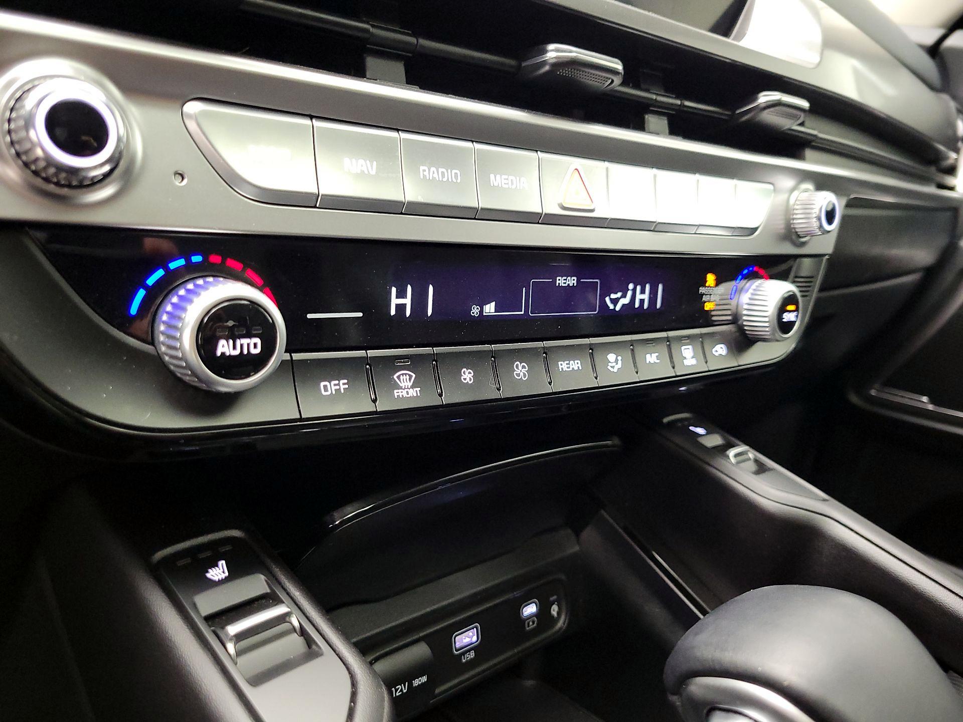 Thumbnail: 2025 Kia Telluride - 17