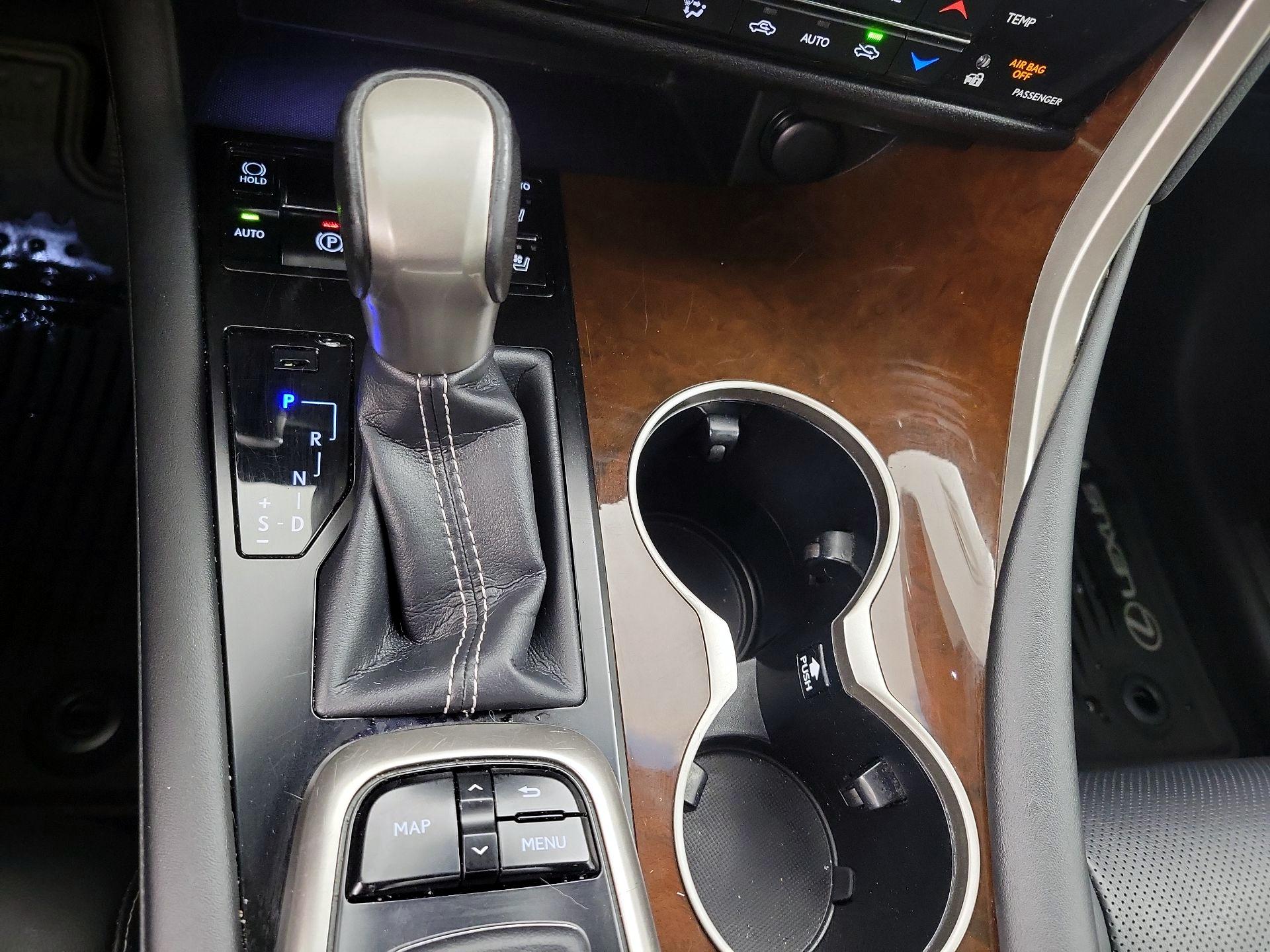 Thumbnail: 2019 Lexus RX - 18